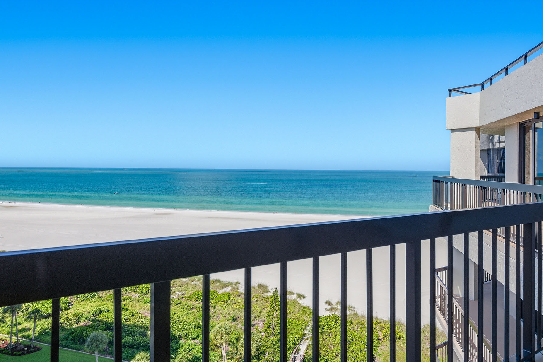 174 S Collier Boulevard , PH-D