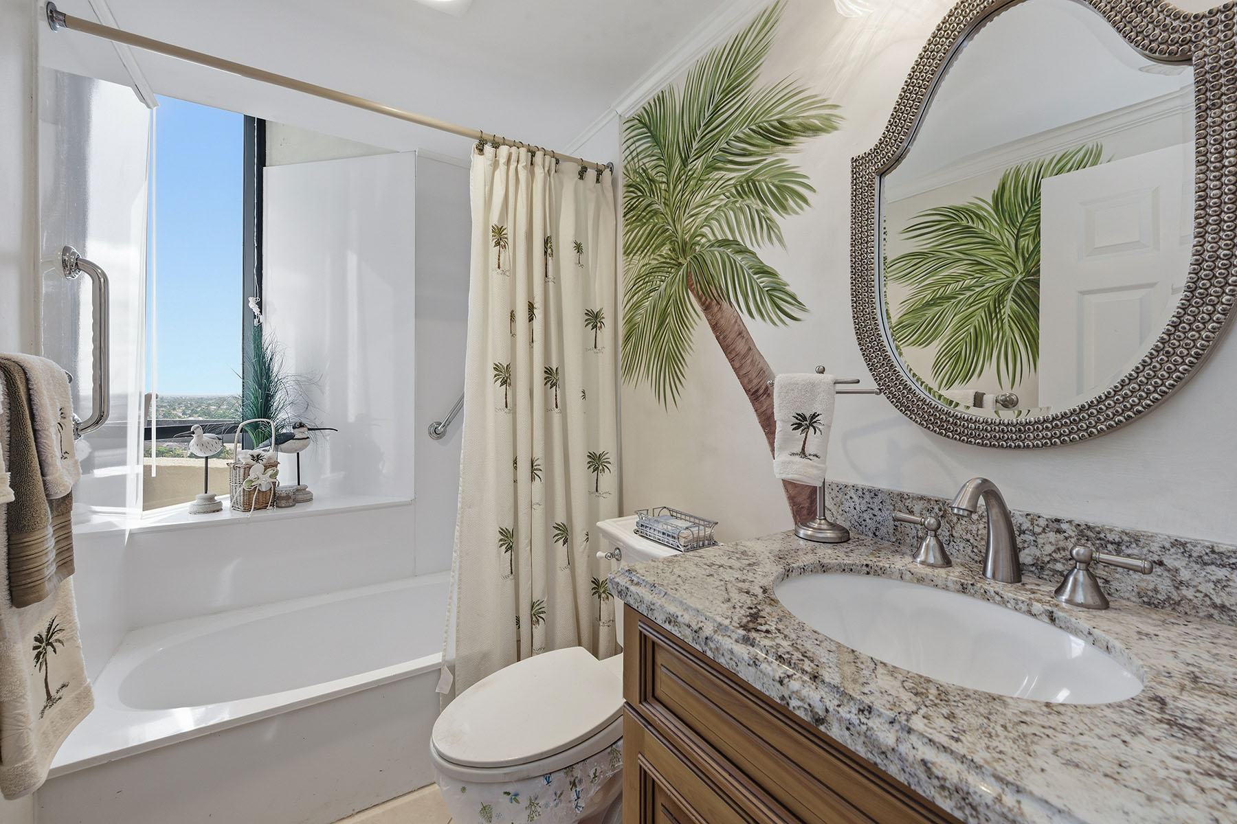 174 S Collier Boulevard , PH-D