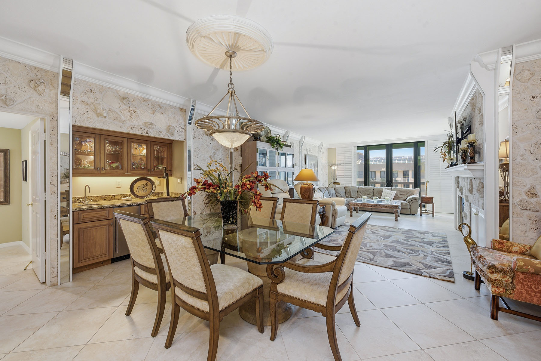 174 S Collier Boulevard , PH-D