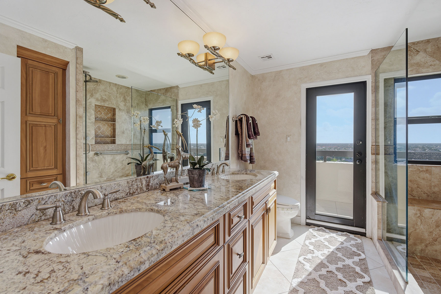 174 S Collier Boulevard , PH-D