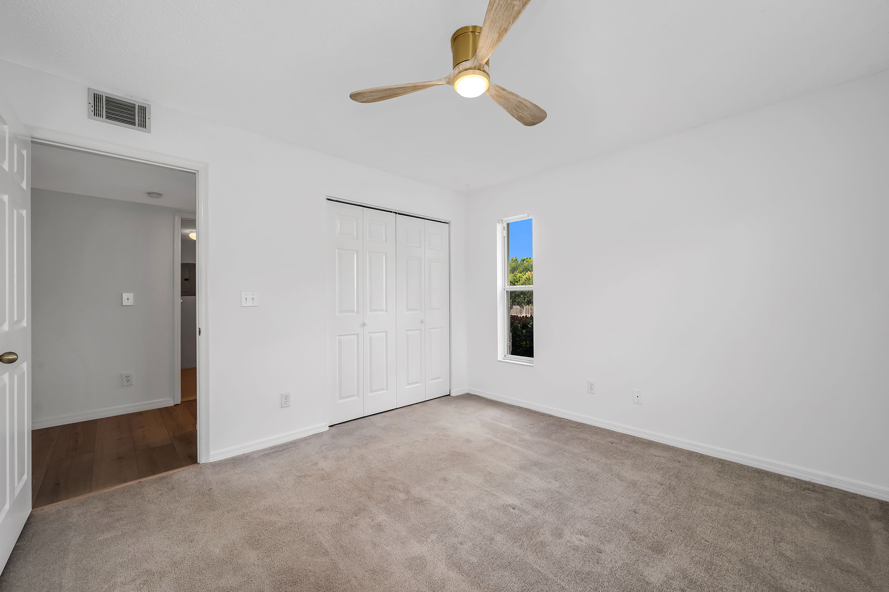 208 Furse Lakes Circle , D6