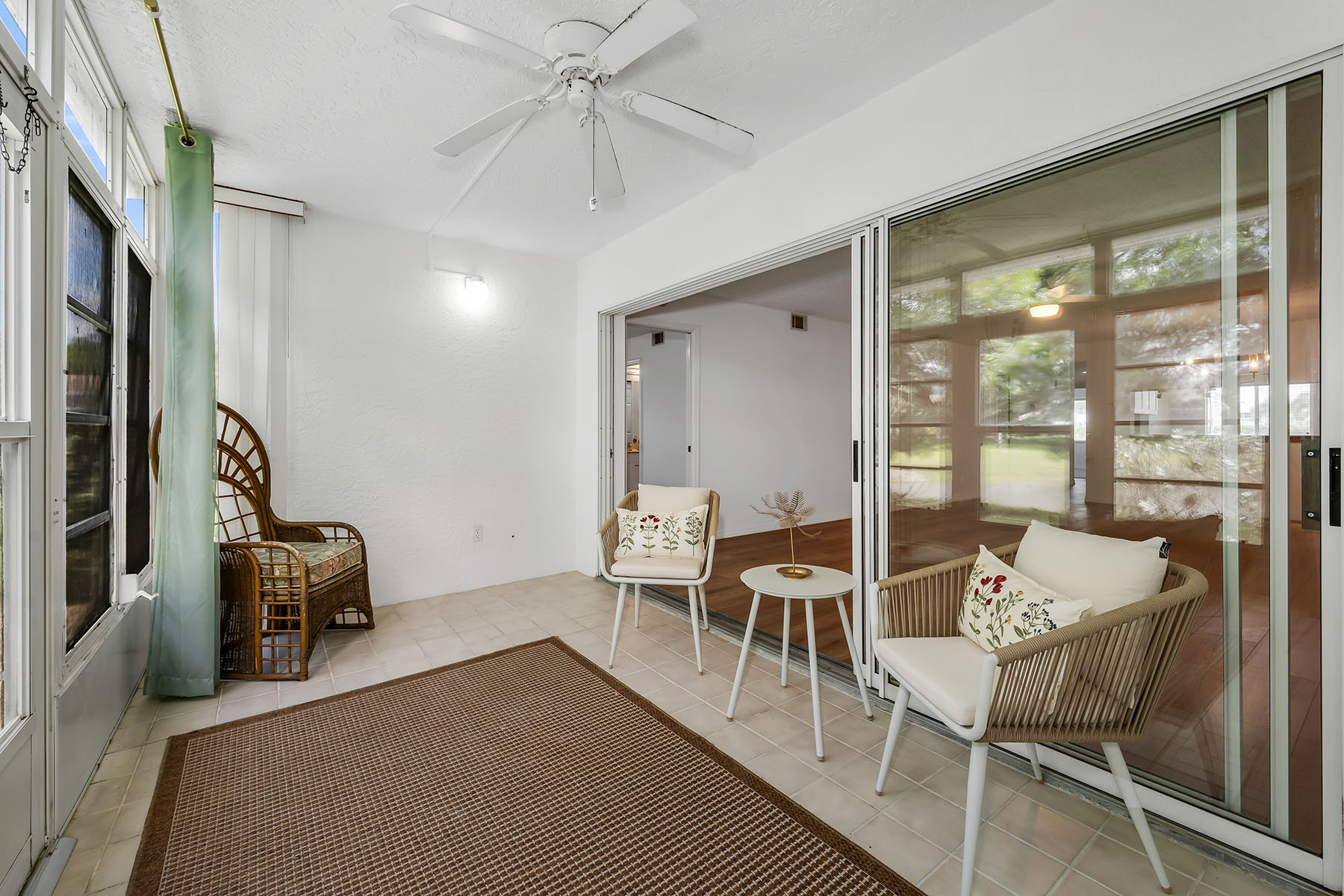208 Furse Lakes Circle , D6
