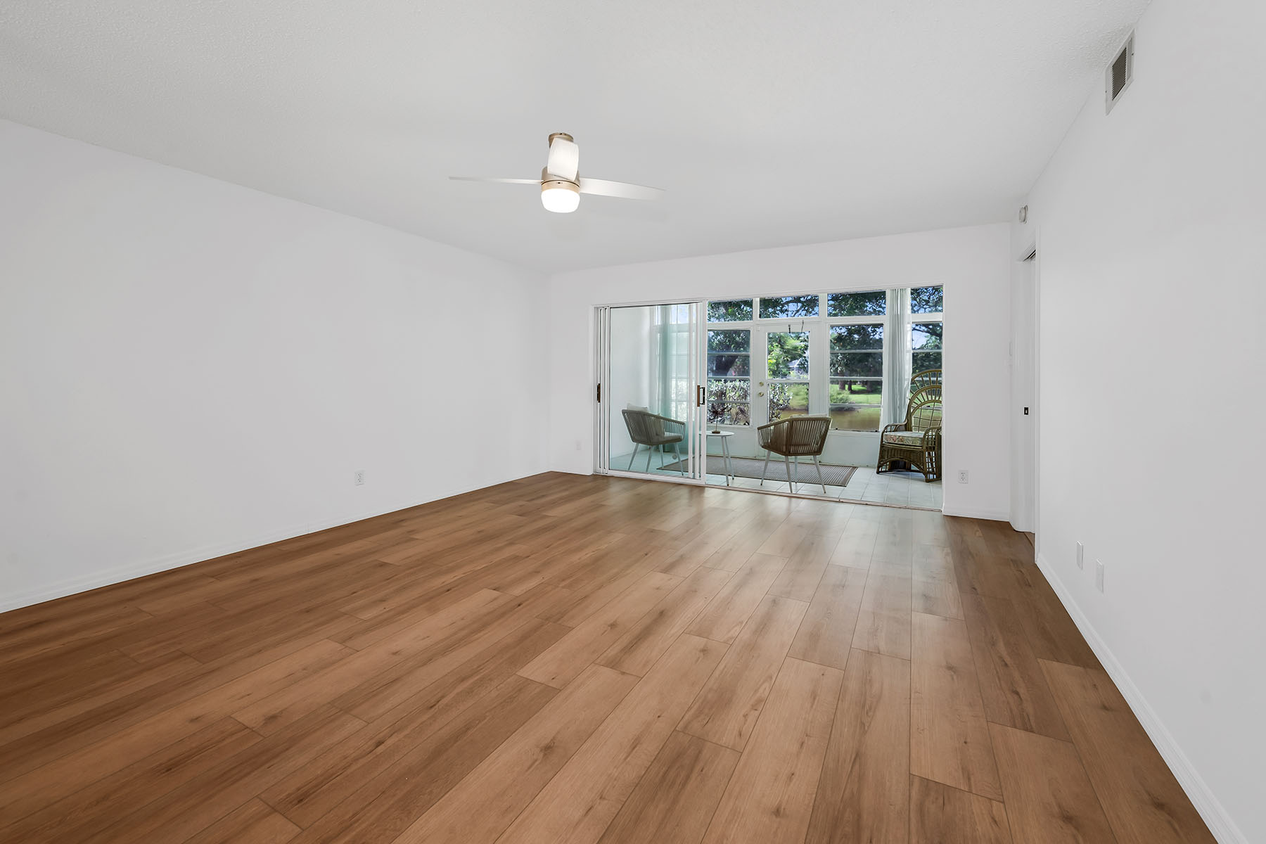 208 Furse Lakes Circle , D6