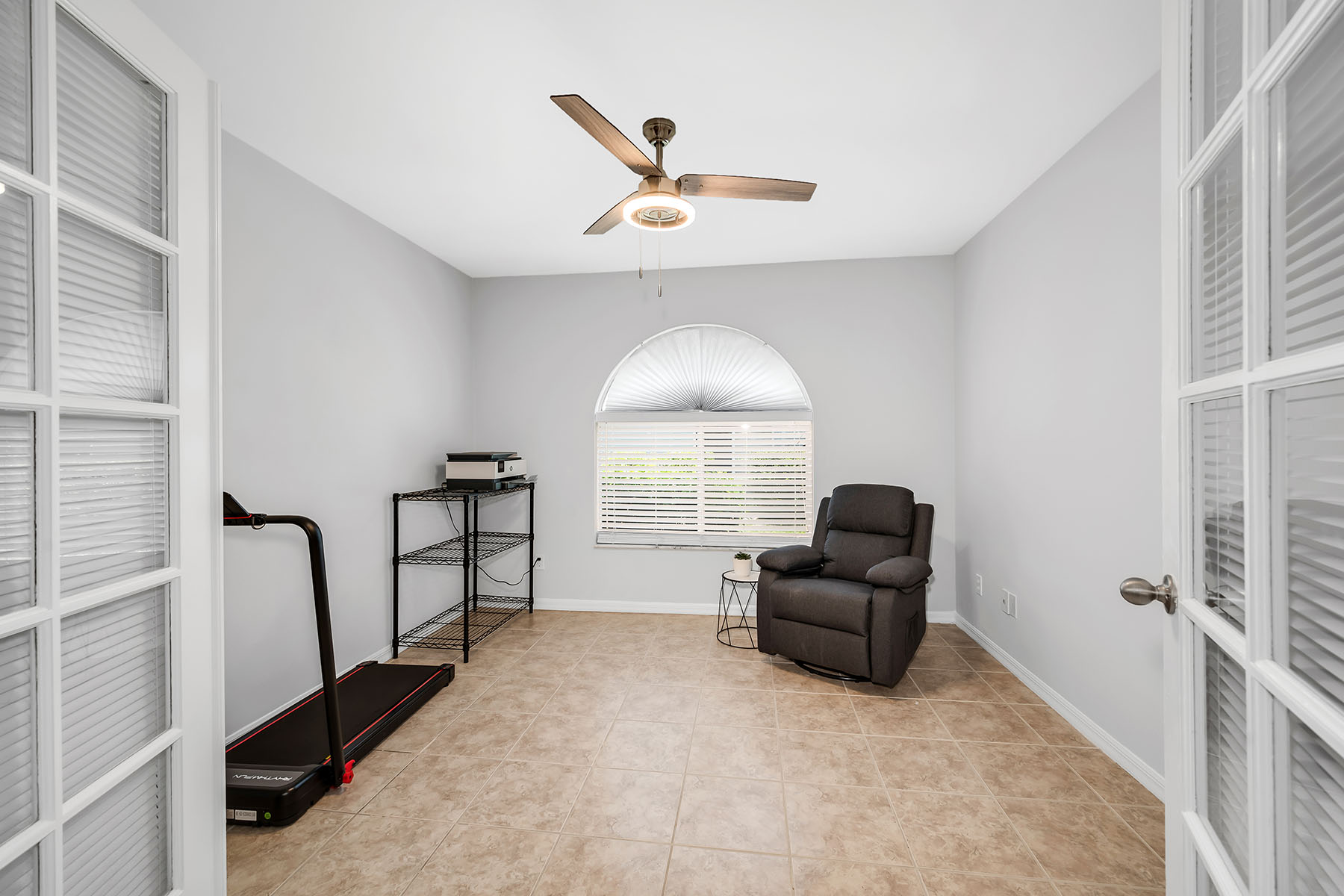 925 New Waterford Drive , 104
