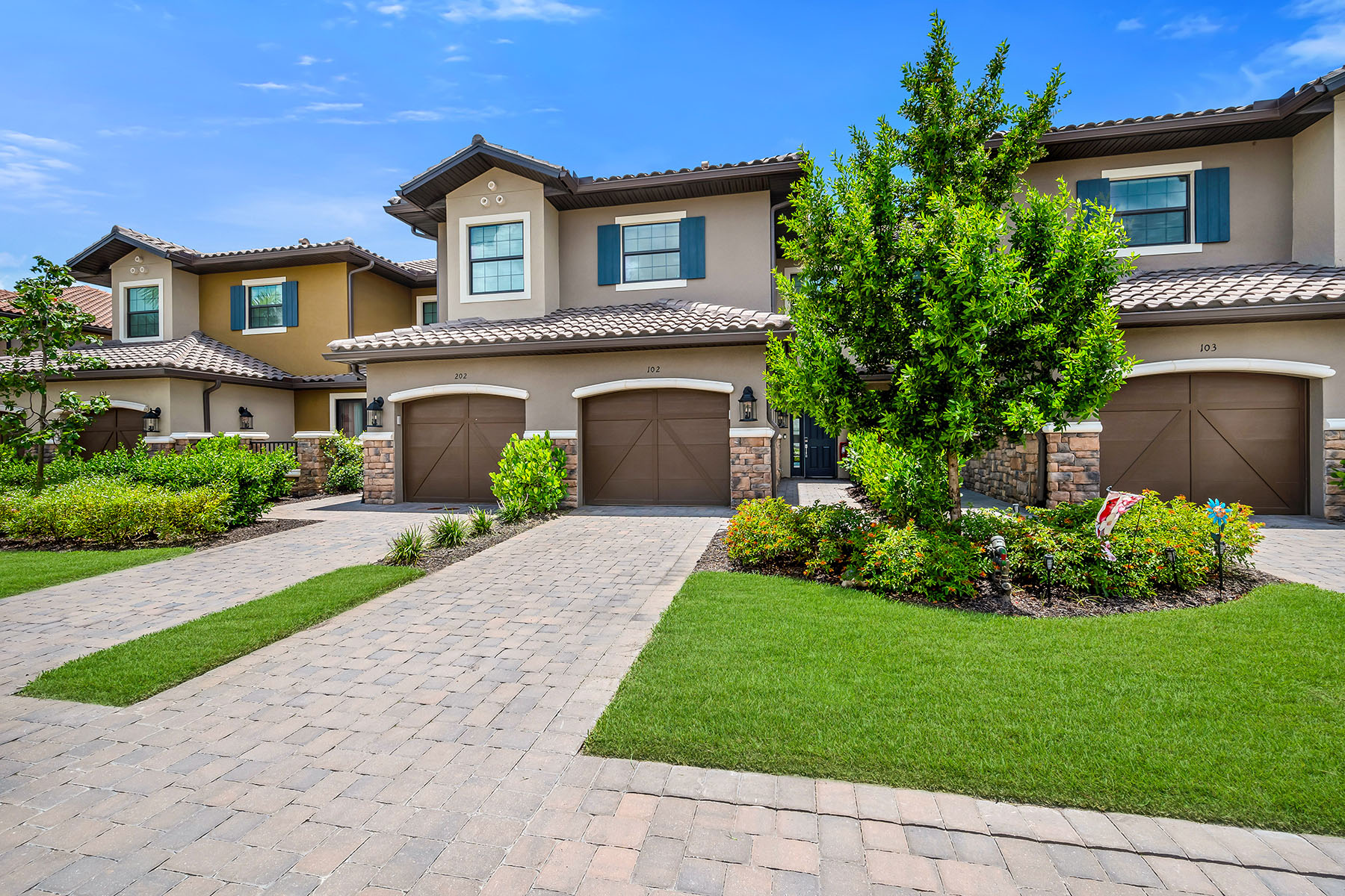 15324 Lucerna Street , 102