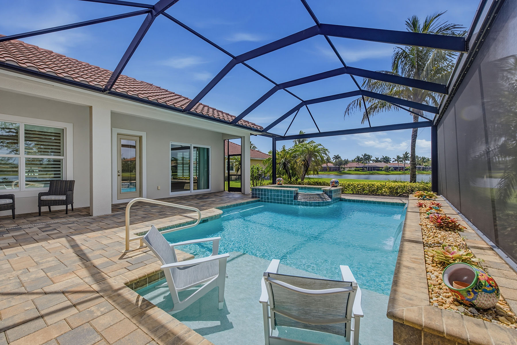 9454 Lagomar Court