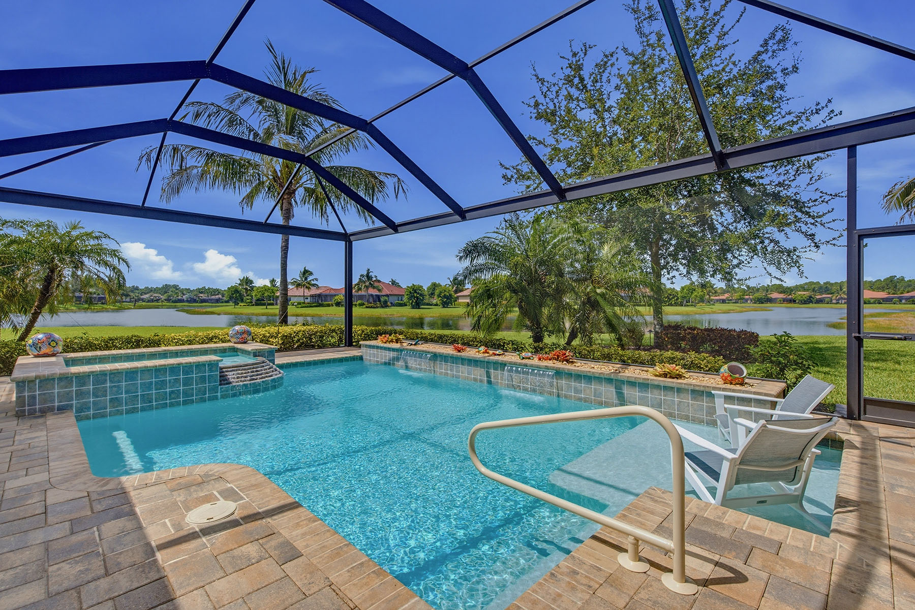 9454 Lagomar Court