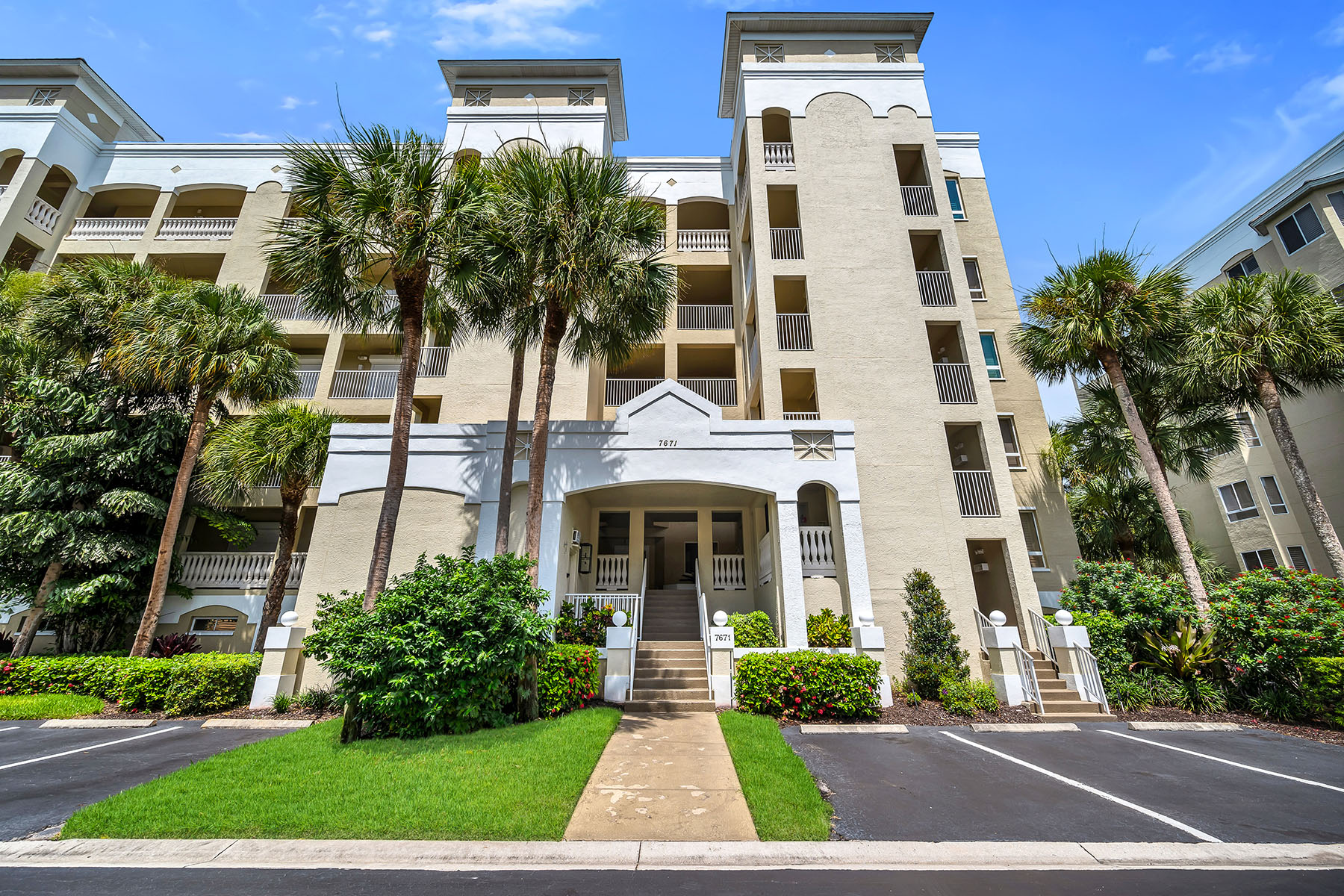 7671 Pebble Creek Circle , 105