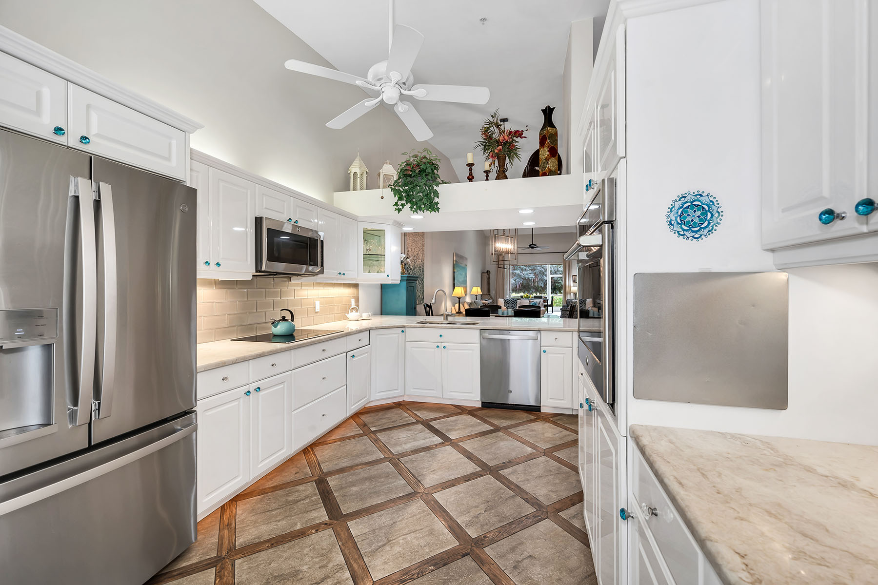 2326 Magnolia Lane , 6104