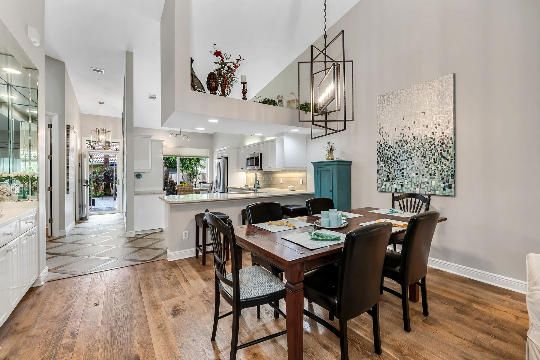 2326 Magnolia Lane , 6104
