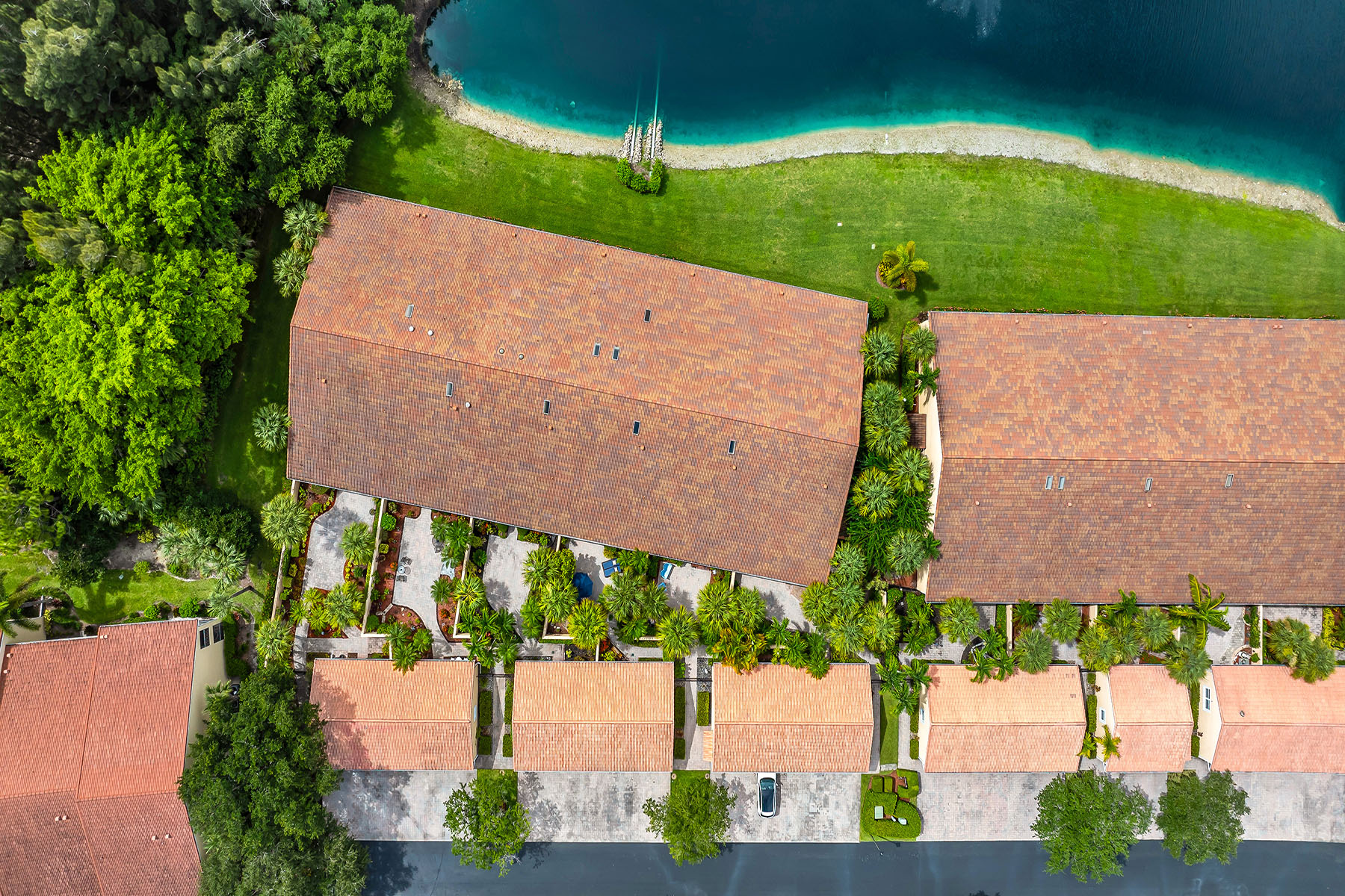 2326 Magnolia Lane , 6104