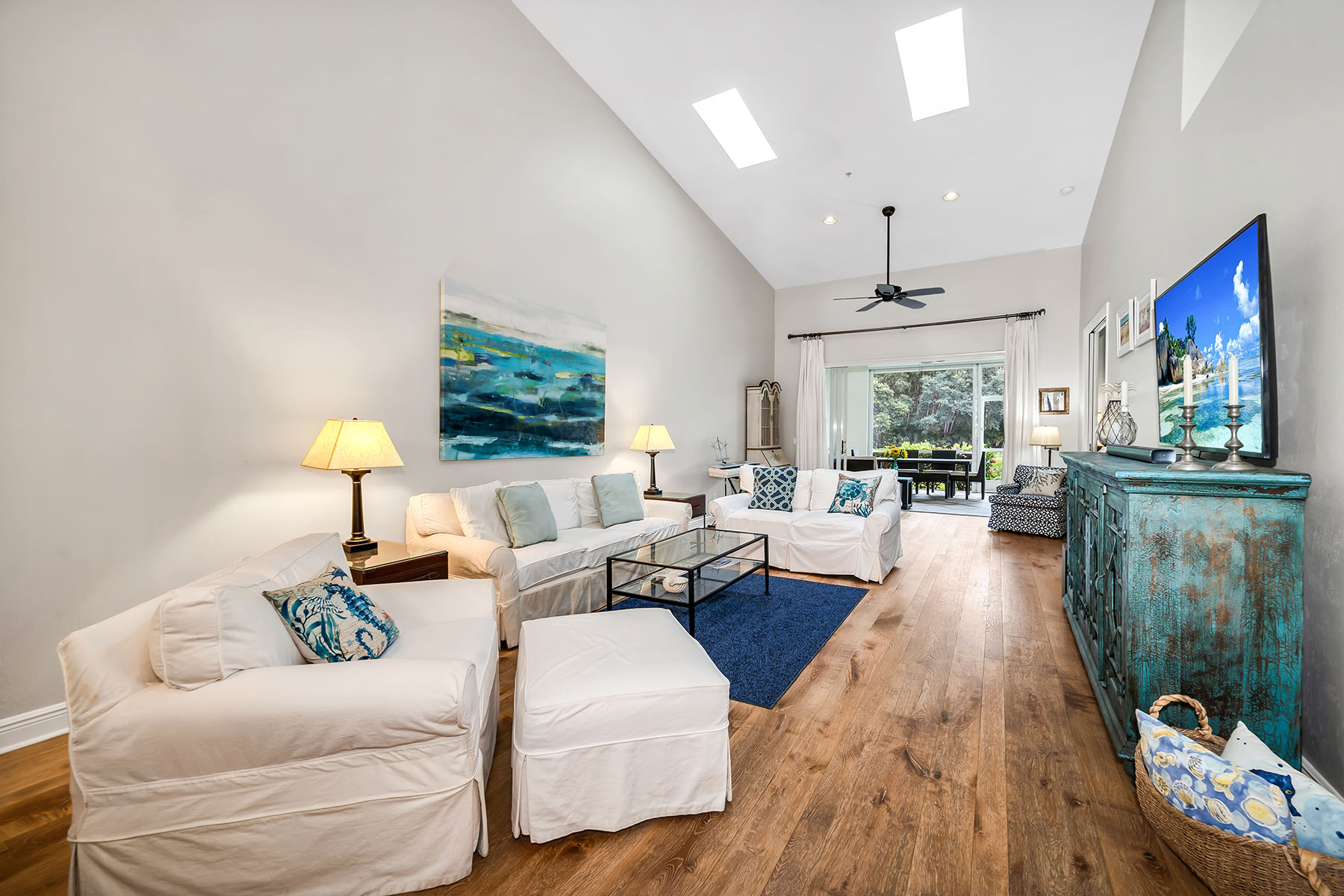 2326 Magnolia Lane , 6104