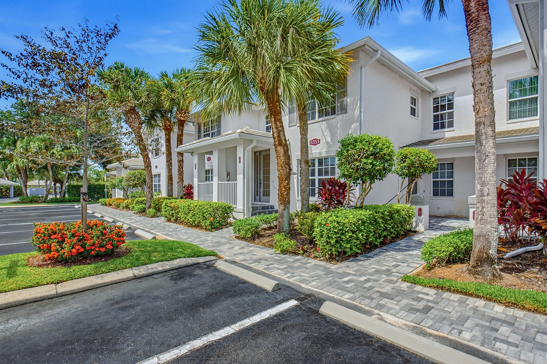 8355 Whisper Trace Way , 202