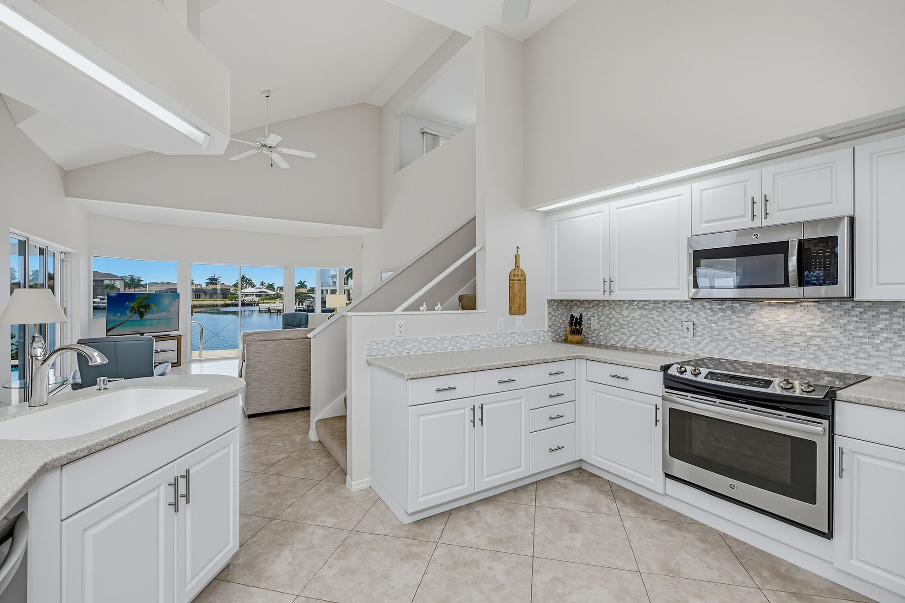 1186 Strawberry Court