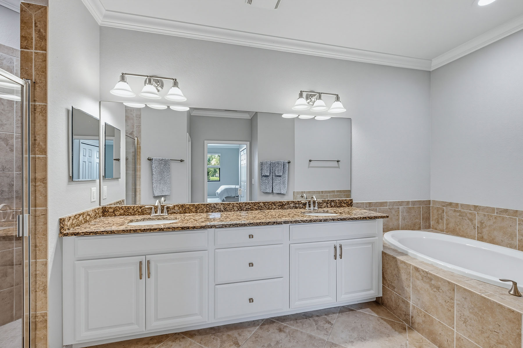 3153 Aviamar Circle , 202
