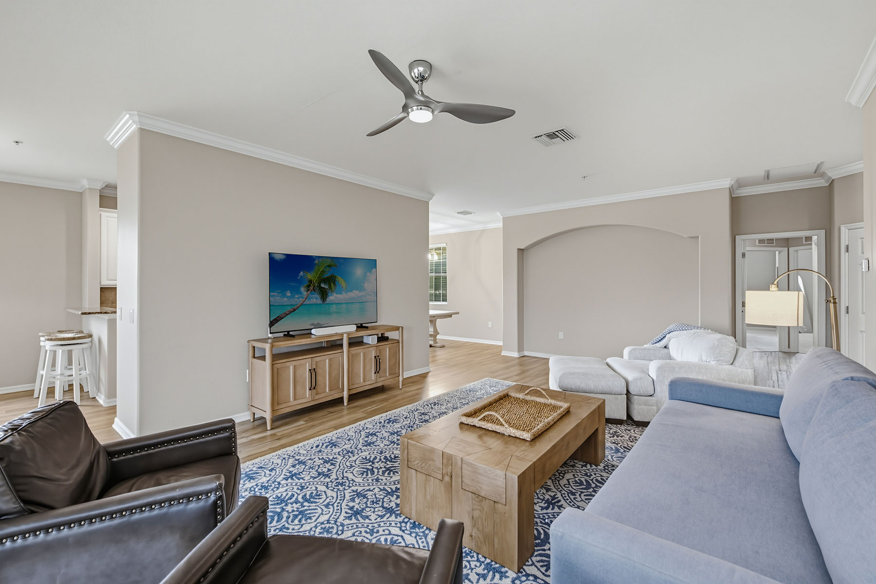 3153 Aviamar Circle , 202