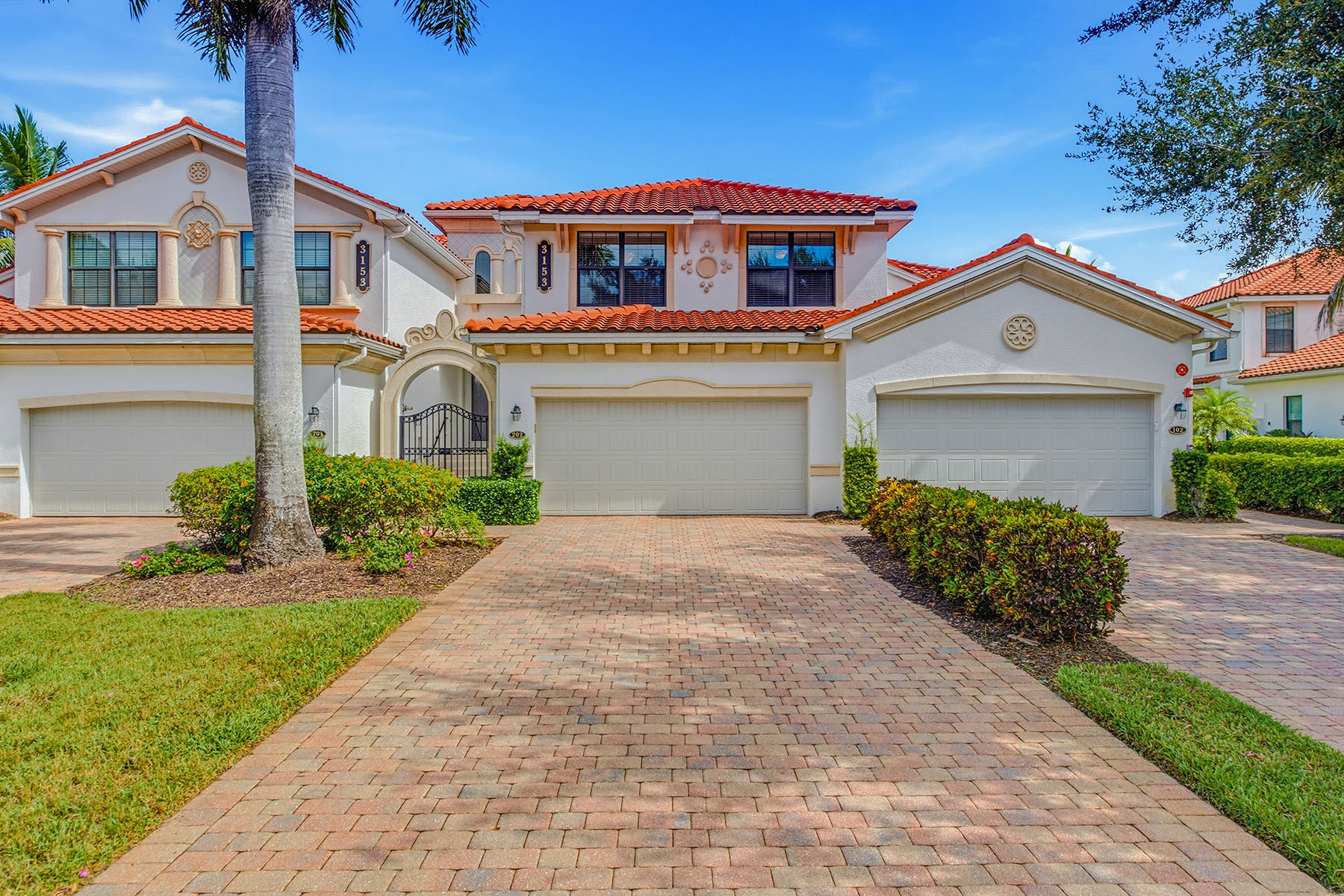 3153 Aviamar Circle , 202