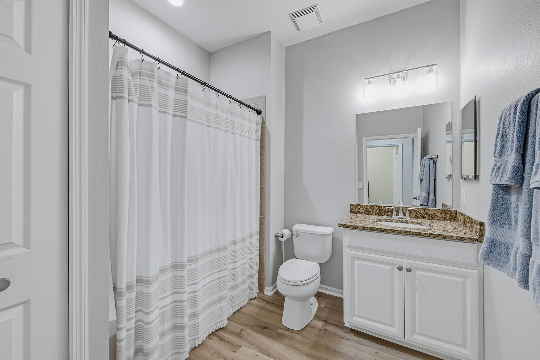3153 Aviamar Circle , 202