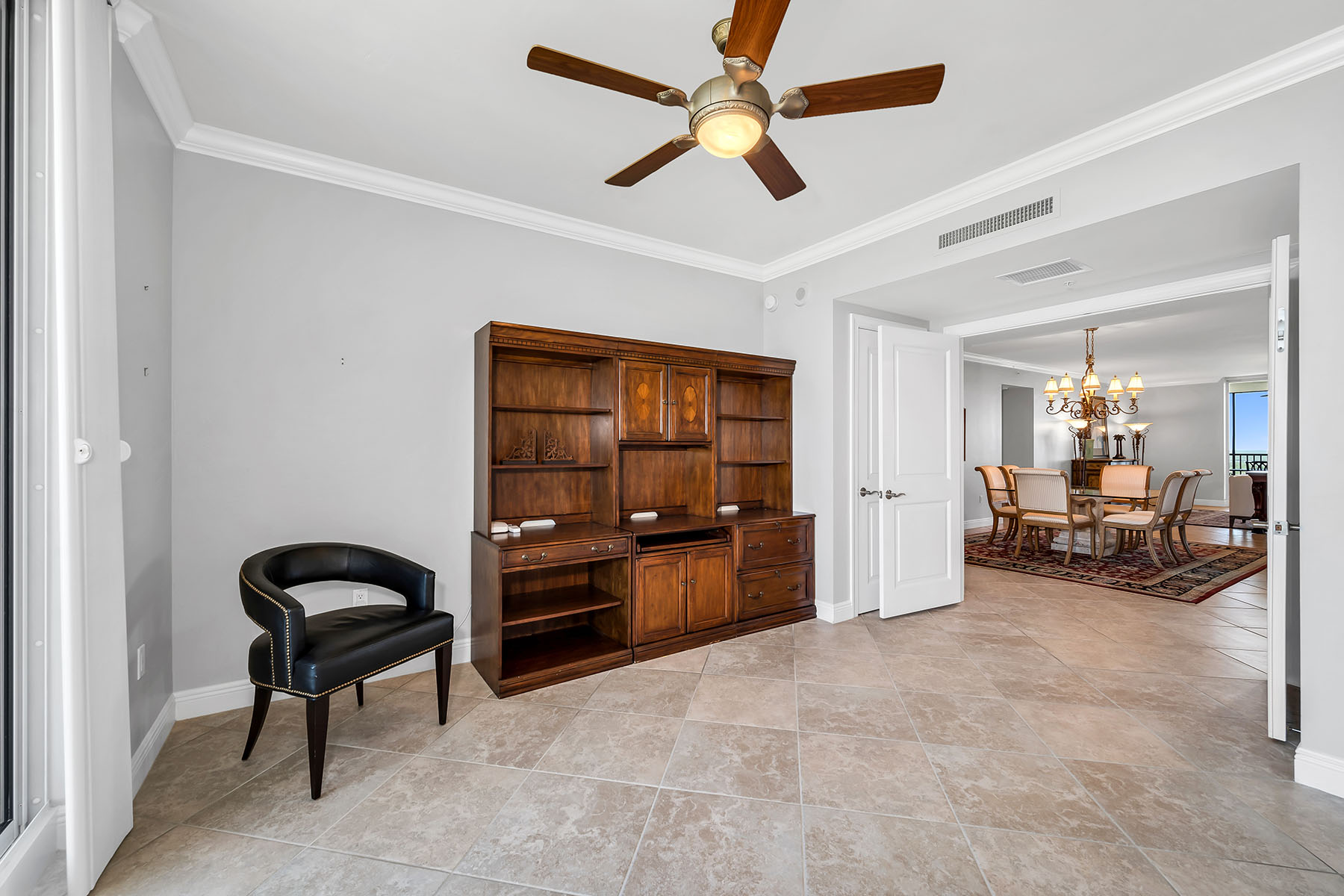 1050 Borghese Lane , 1405