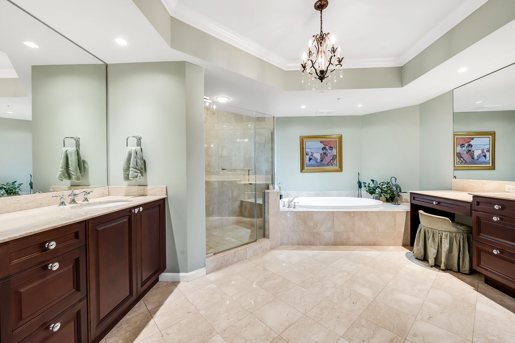 1050 Borghese Lane , 1405