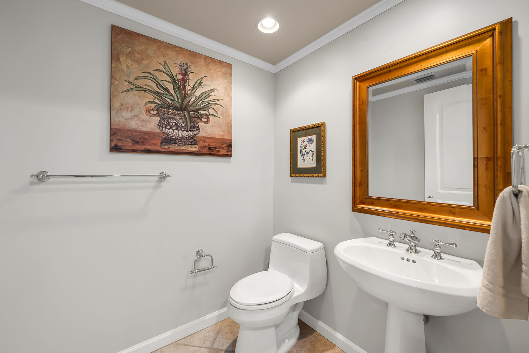 1050 Borghese Lane , 1405