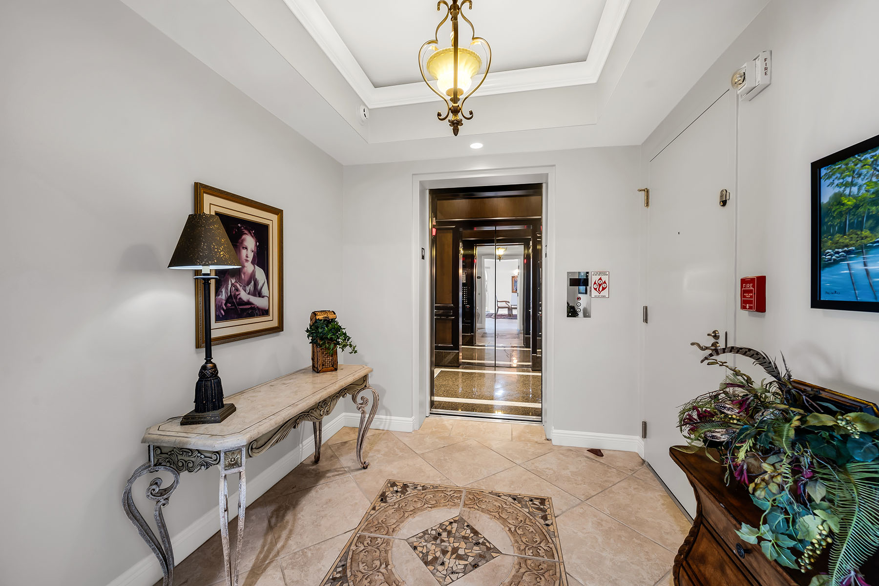 1050 Borghese Lane , 1405