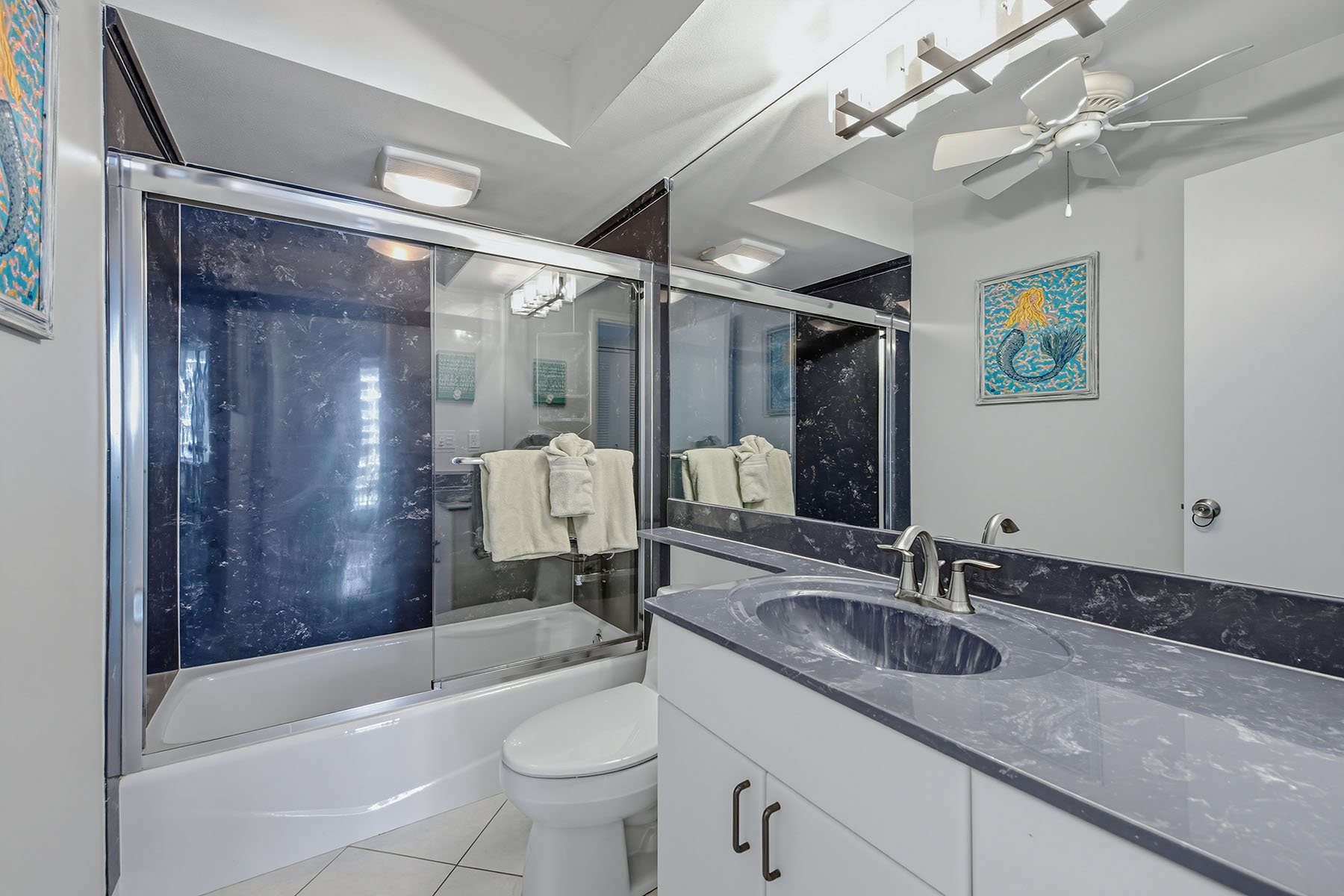 380 Seaview Court , 908