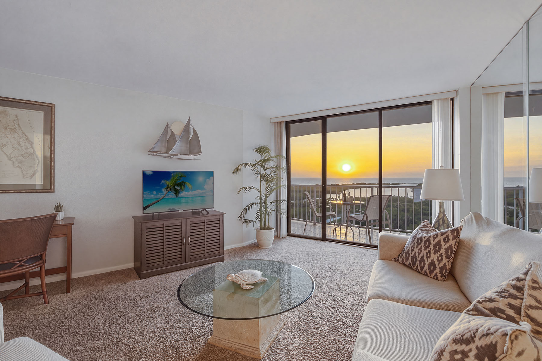 380 Seaview Court , 908