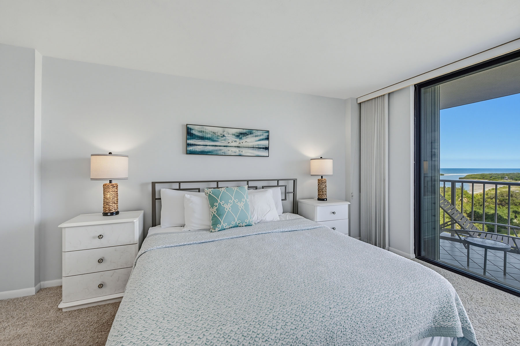 380 Seaview Court , 908