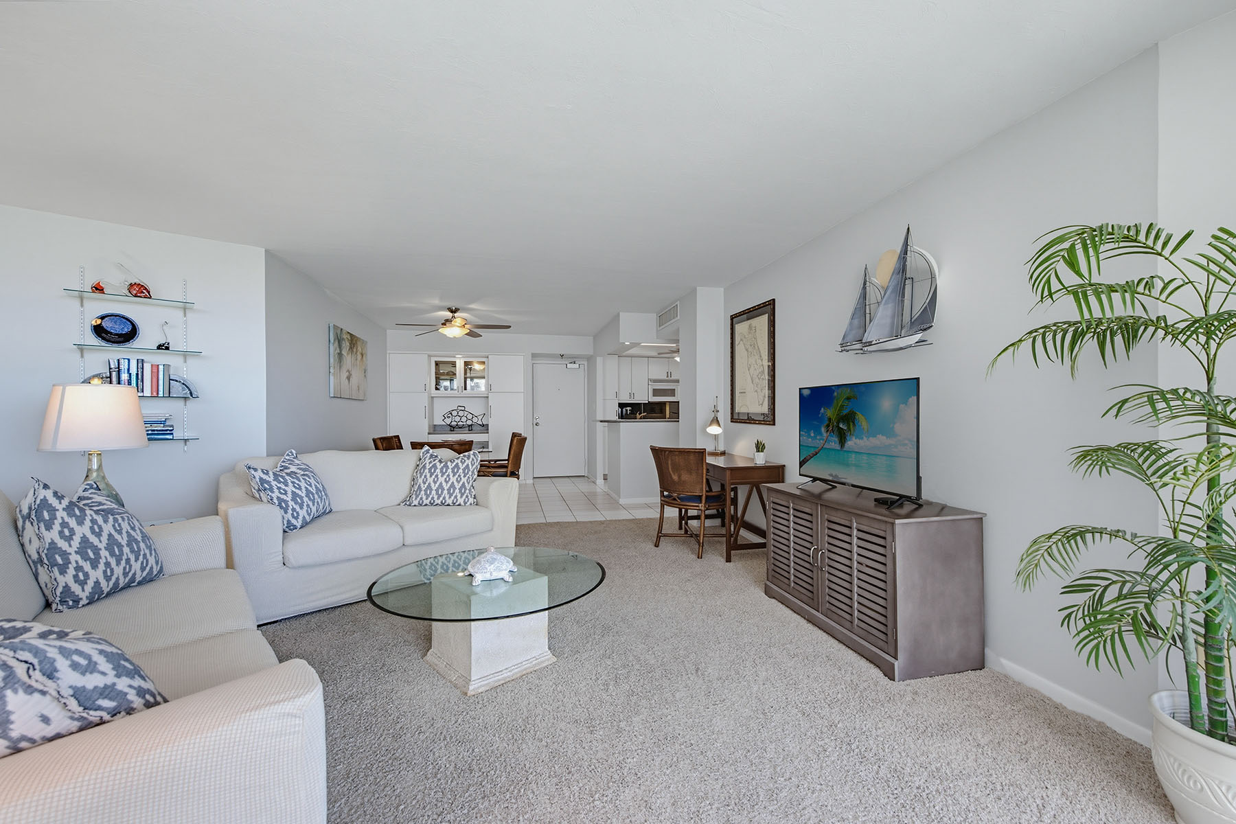 380 Seaview Court , 908