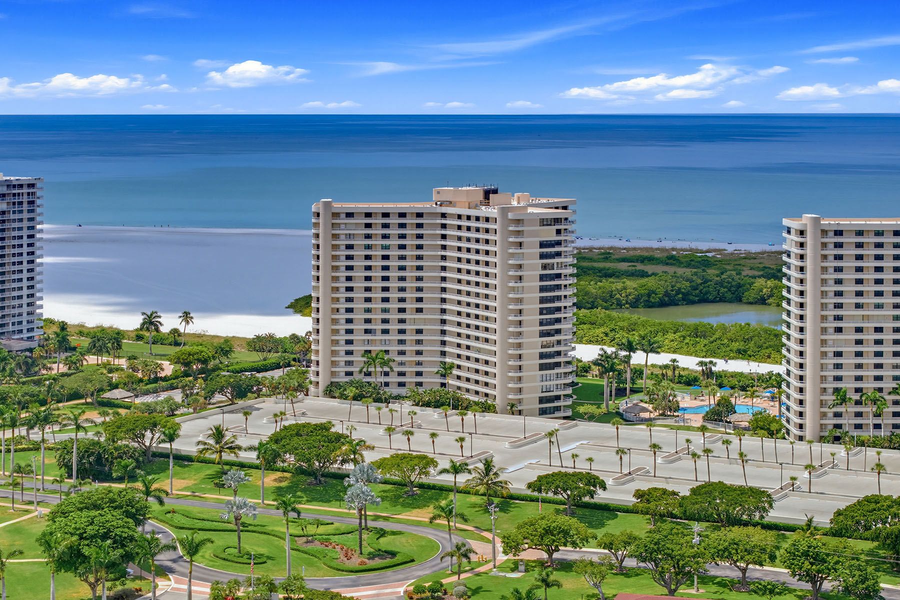 380 Seaview Court , 908