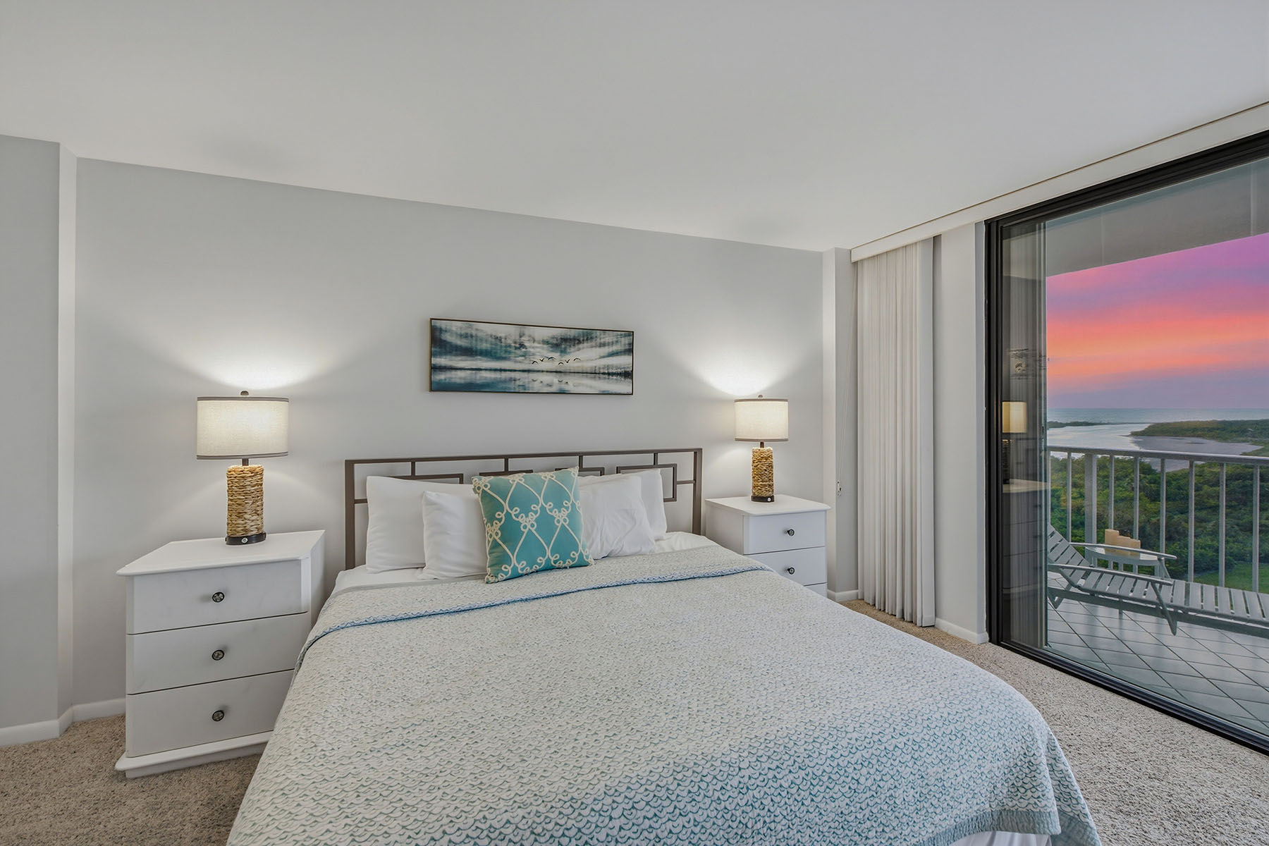 380 Seaview Court , 908