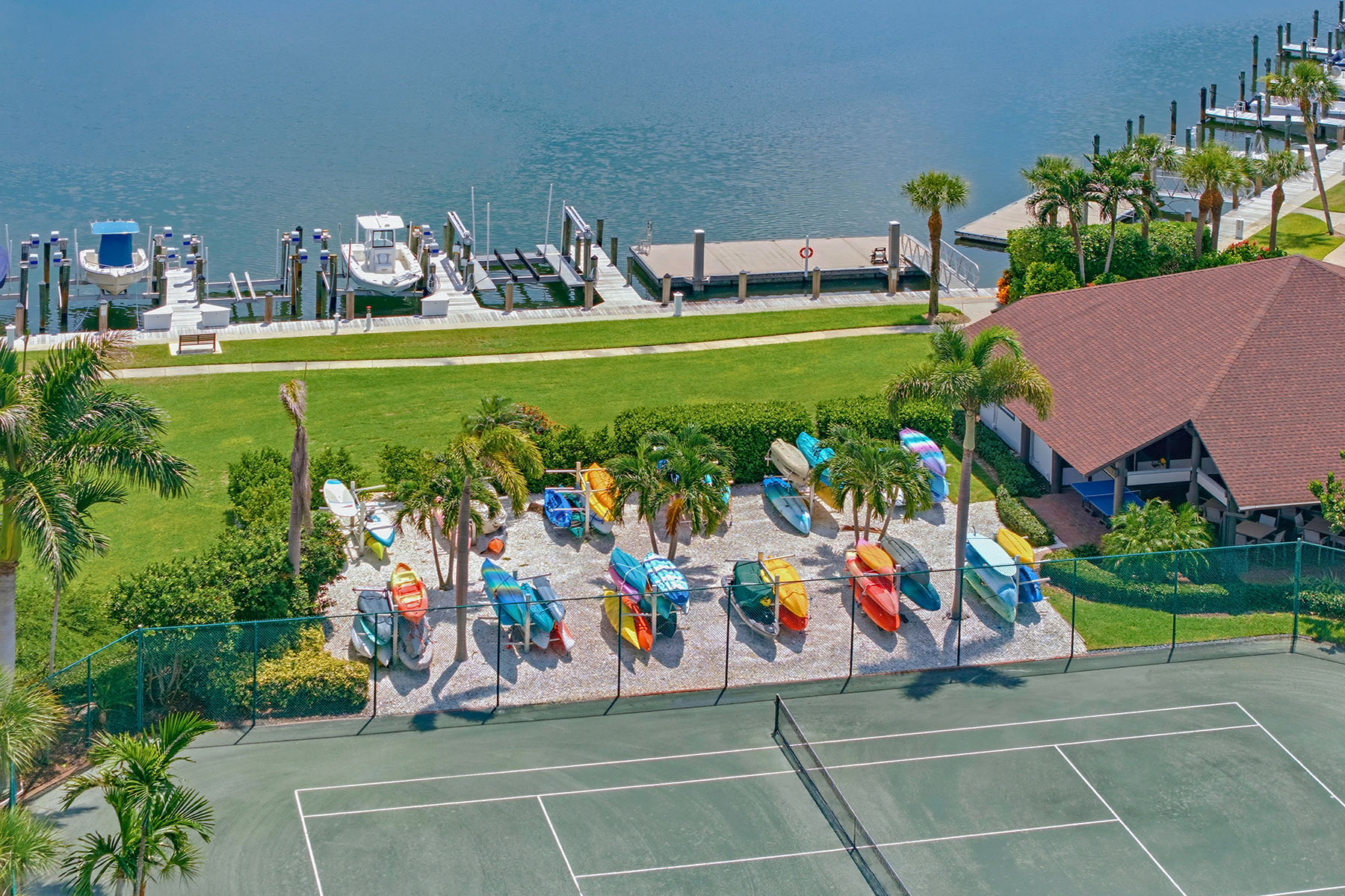 380 Seaview Court , 908