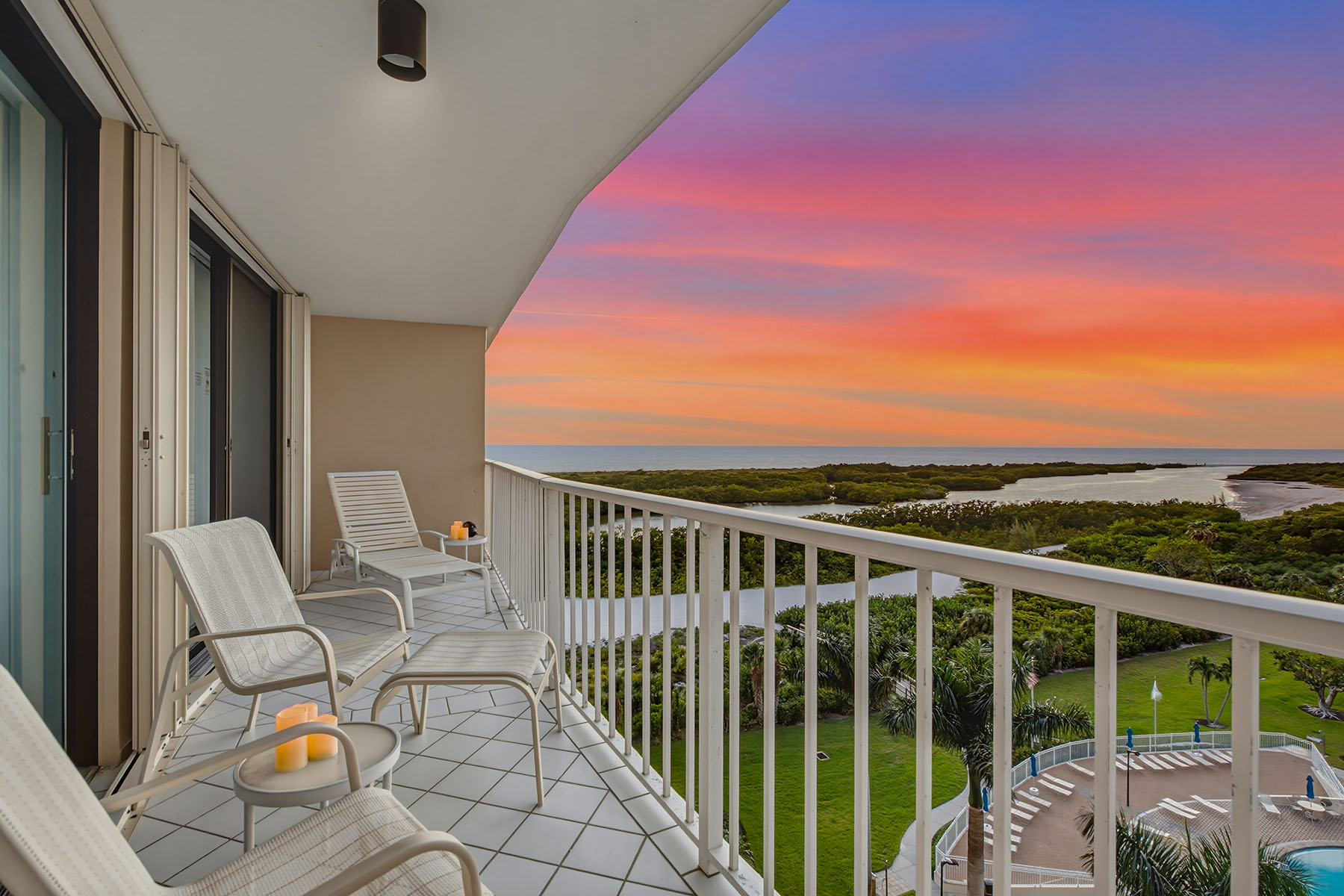 380 Seaview Court , 908