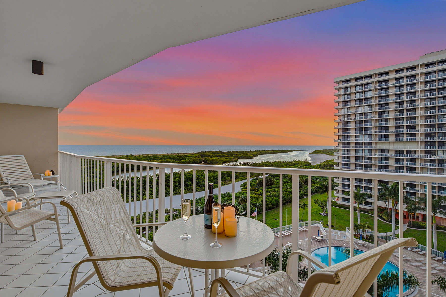 380 Seaview Court , 908