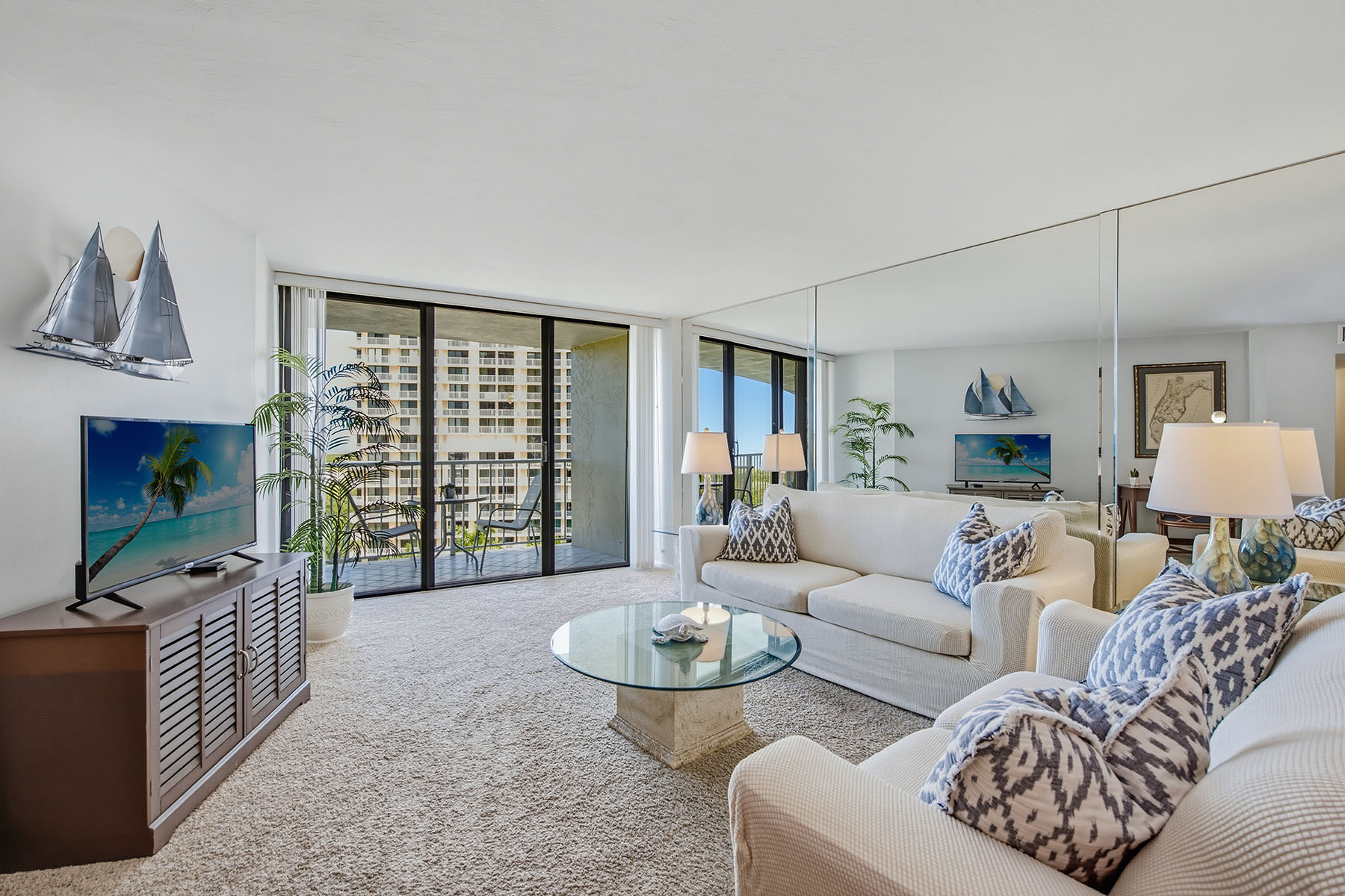 380 Seaview Court , 908