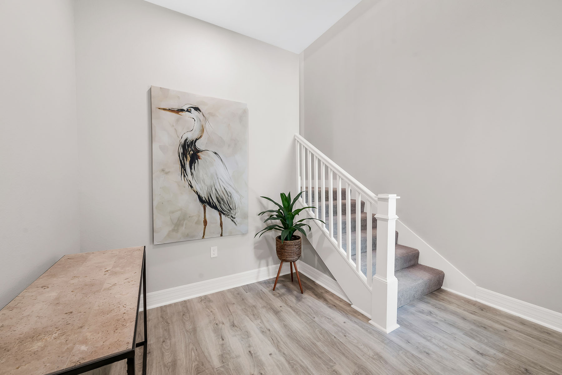 233 Indies Drive E , 201