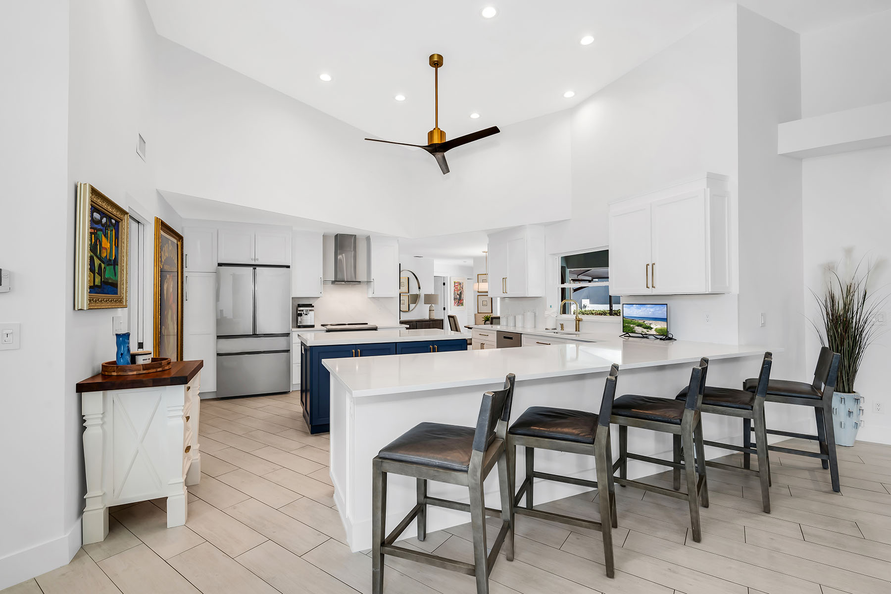 1276 Treasure Court