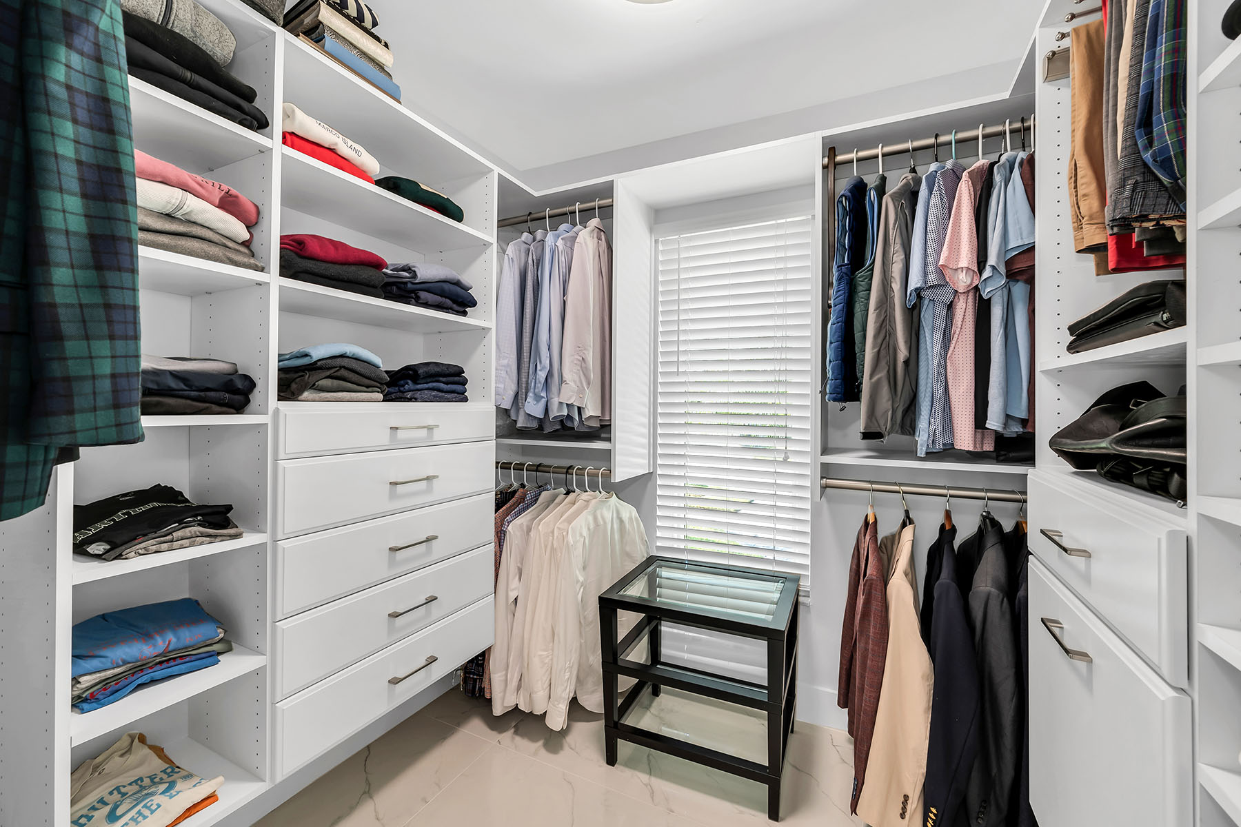 1276 Treasure Court