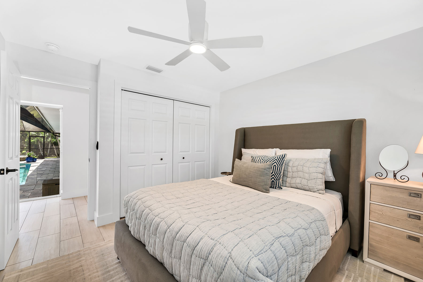 1276 Treasure Court