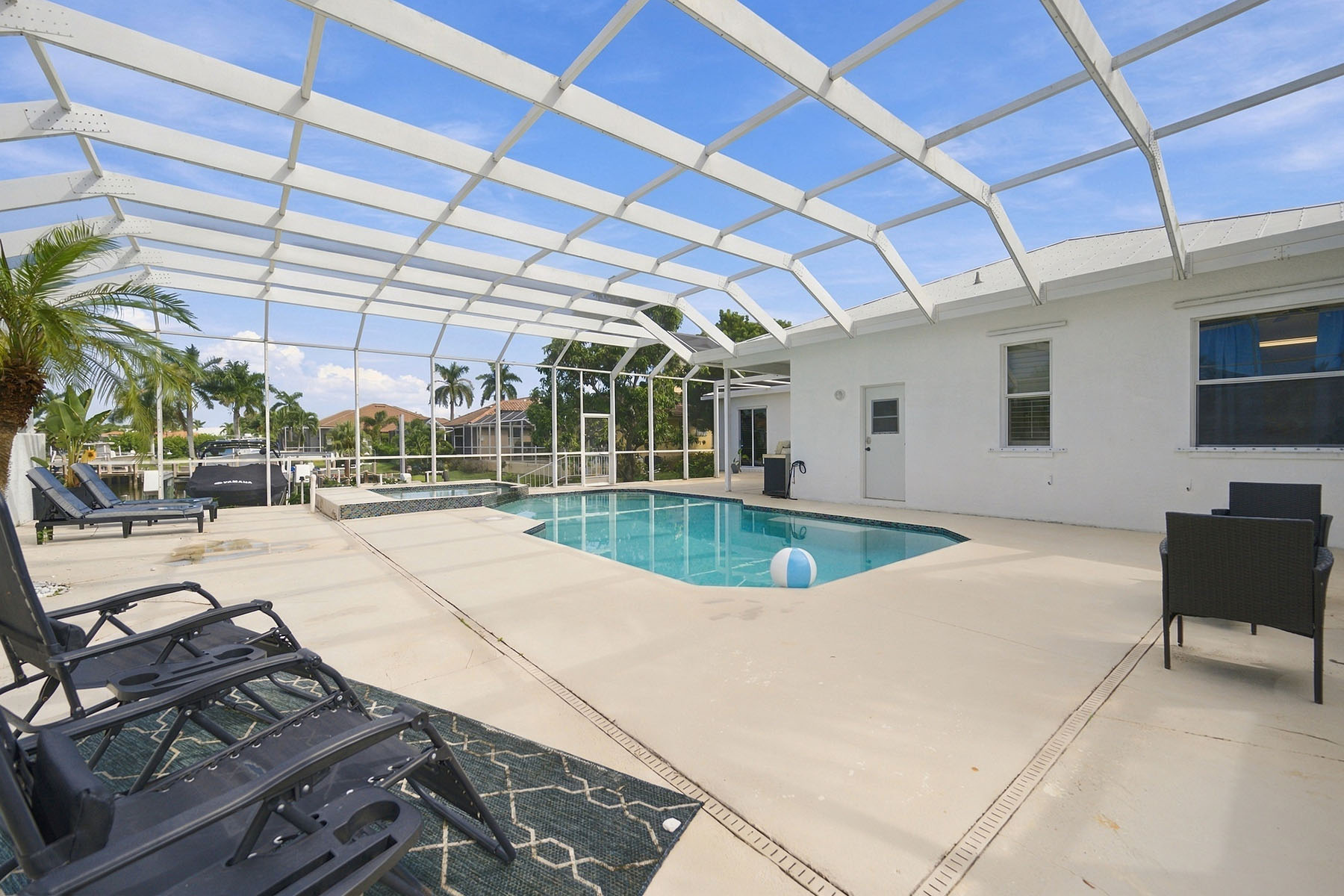 290 S Heathwood Drive