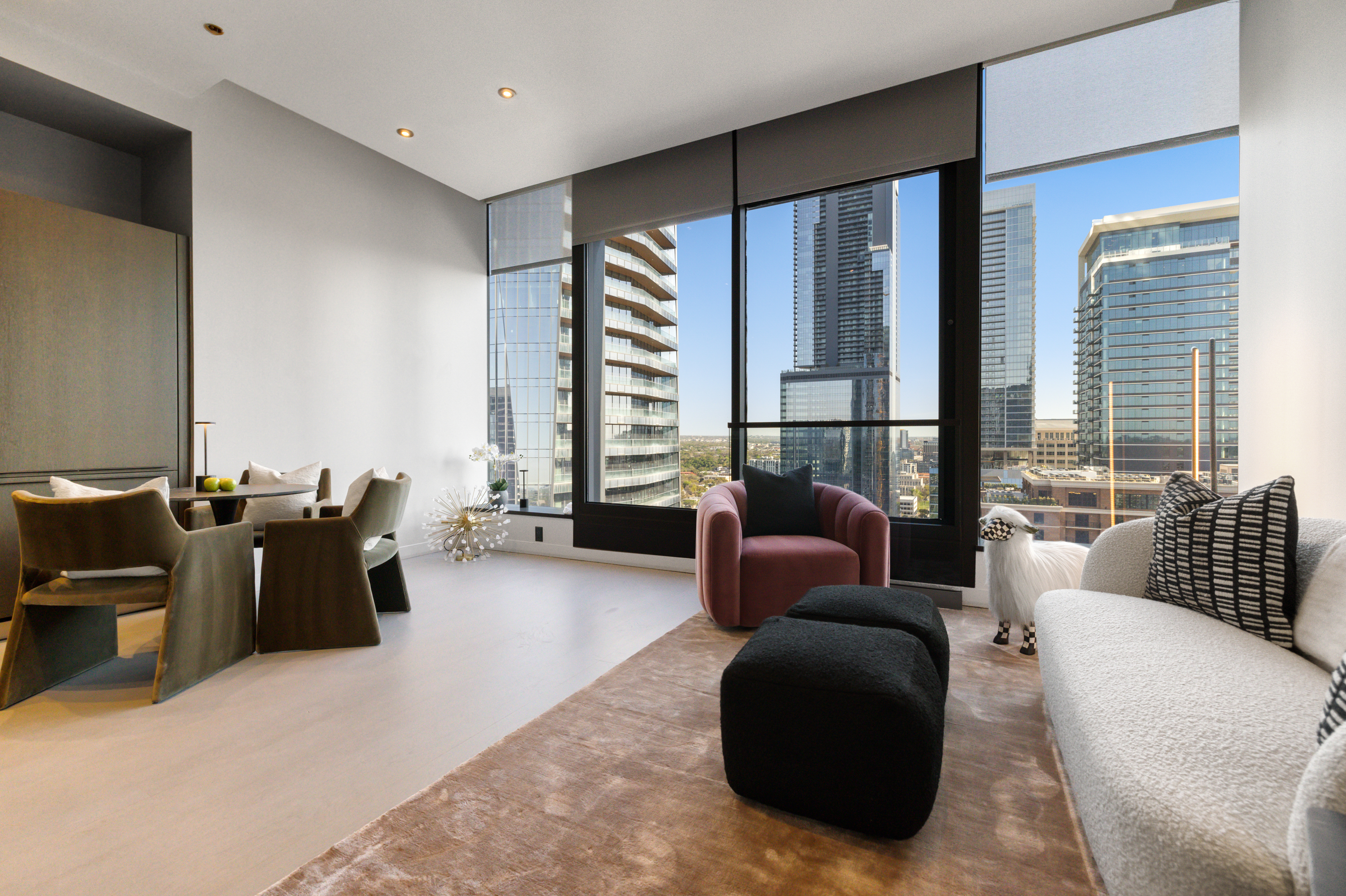 210 Lavaca Street #2809 