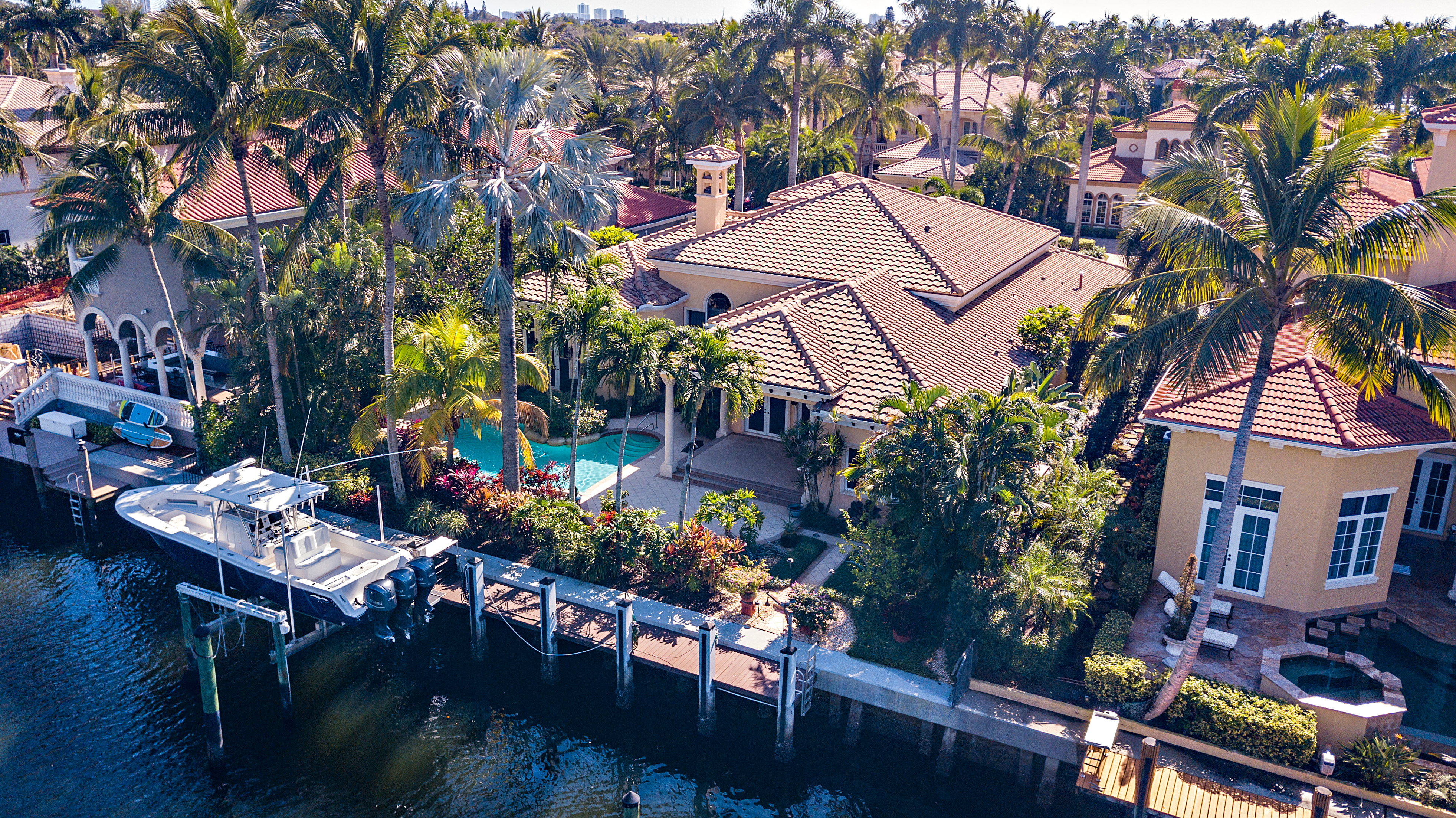 841 Harbour Isles Drive