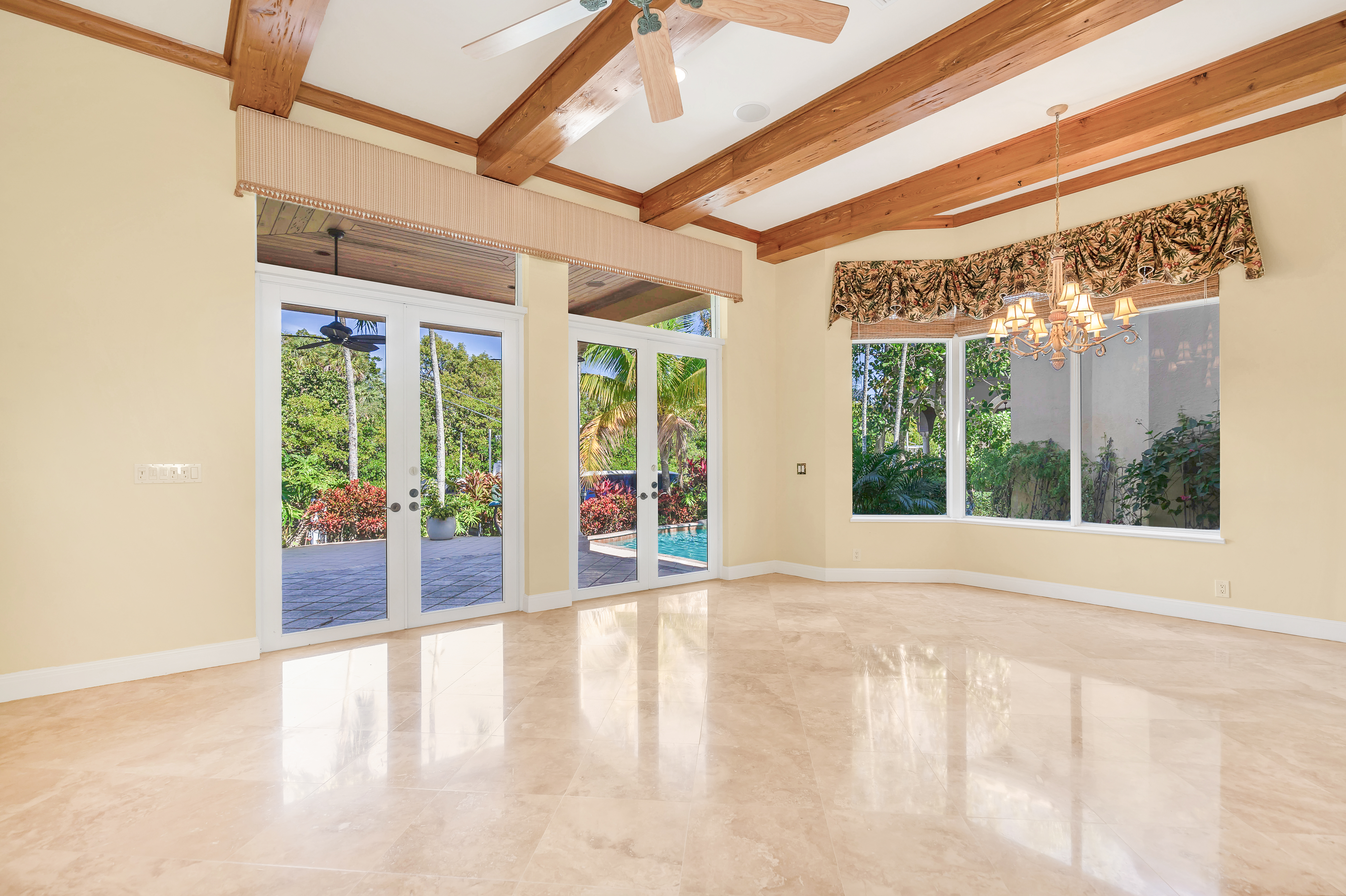 841 Harbour Isles Drive