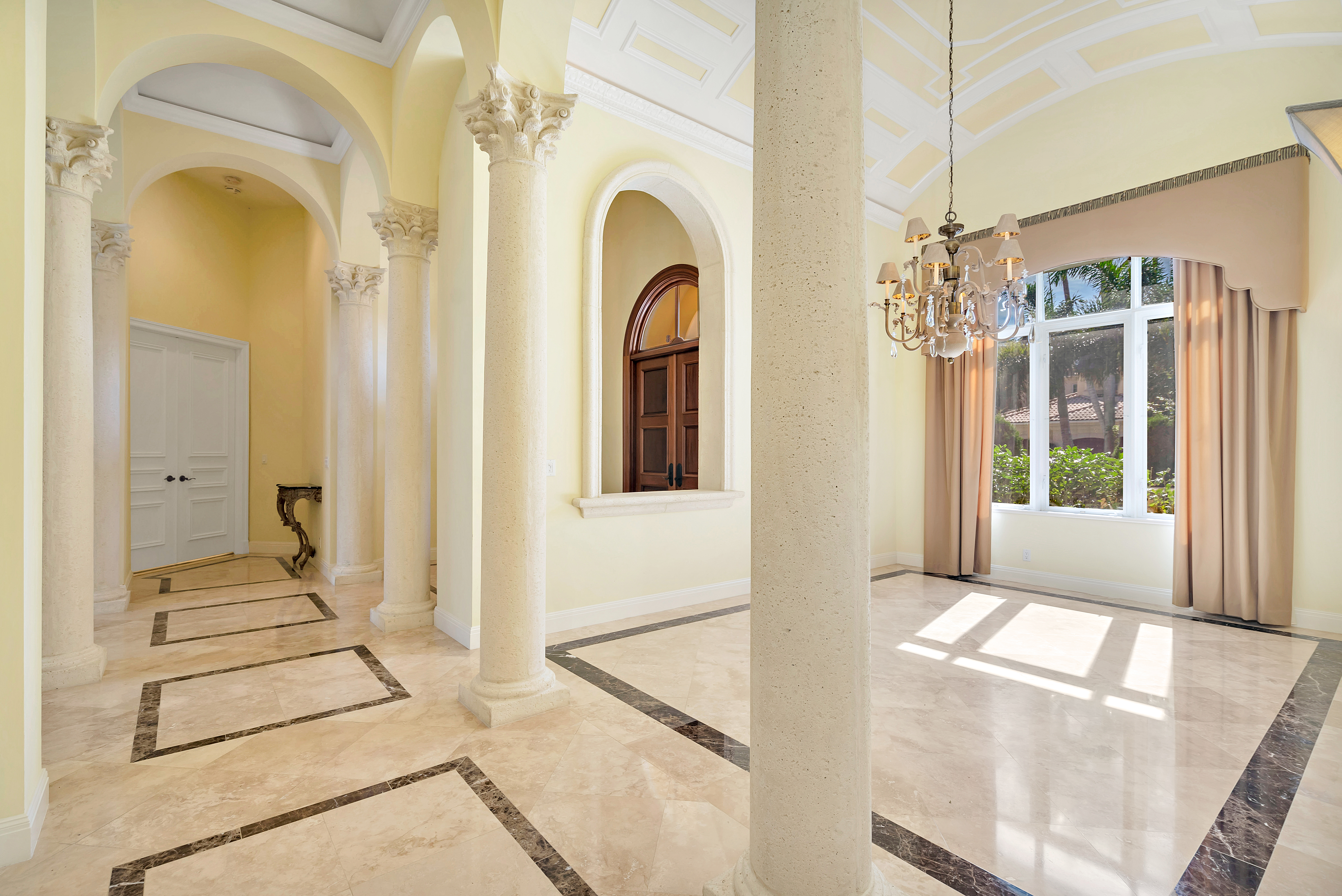 841 Harbour Isles Drive