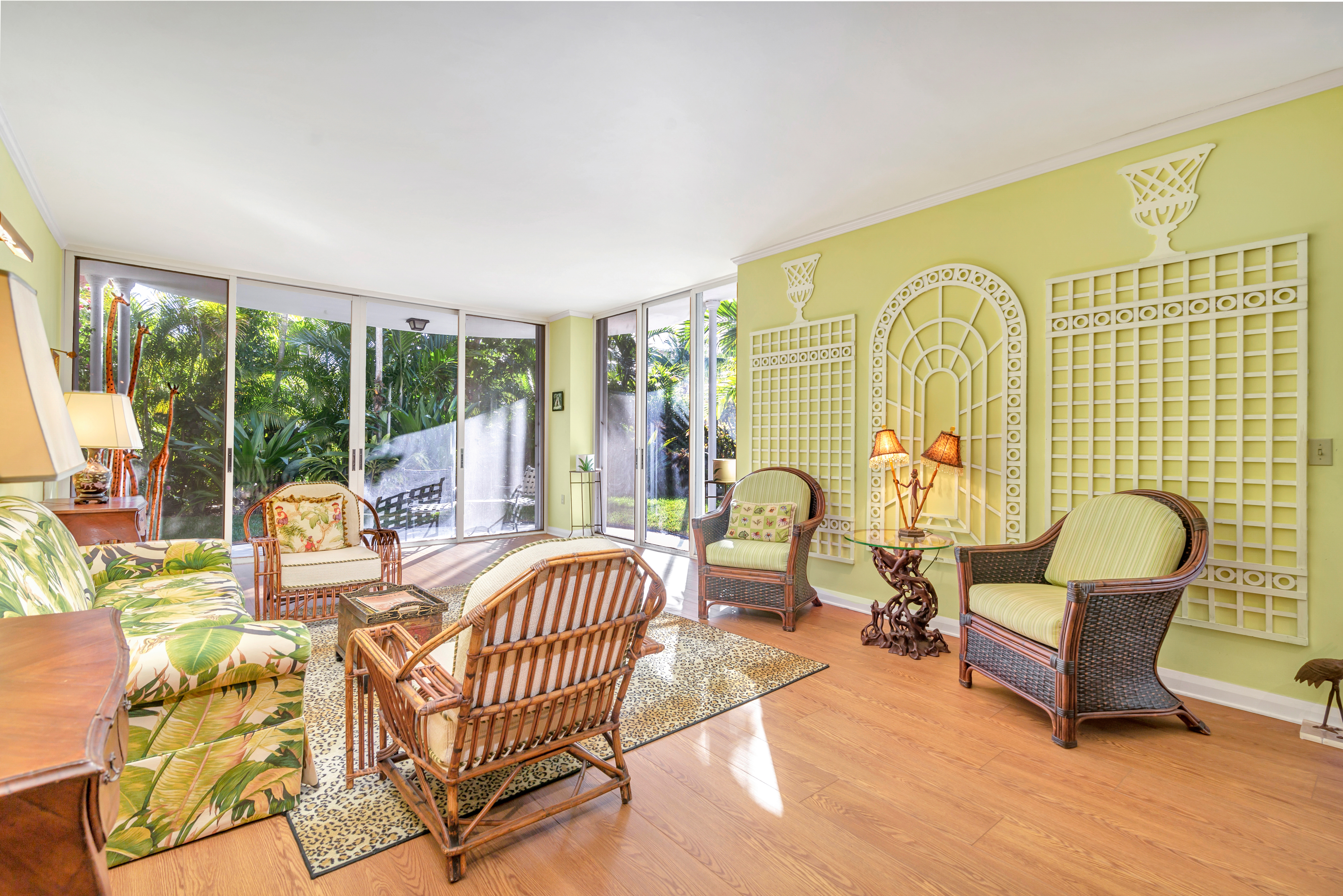 429 Australian Avenue 3