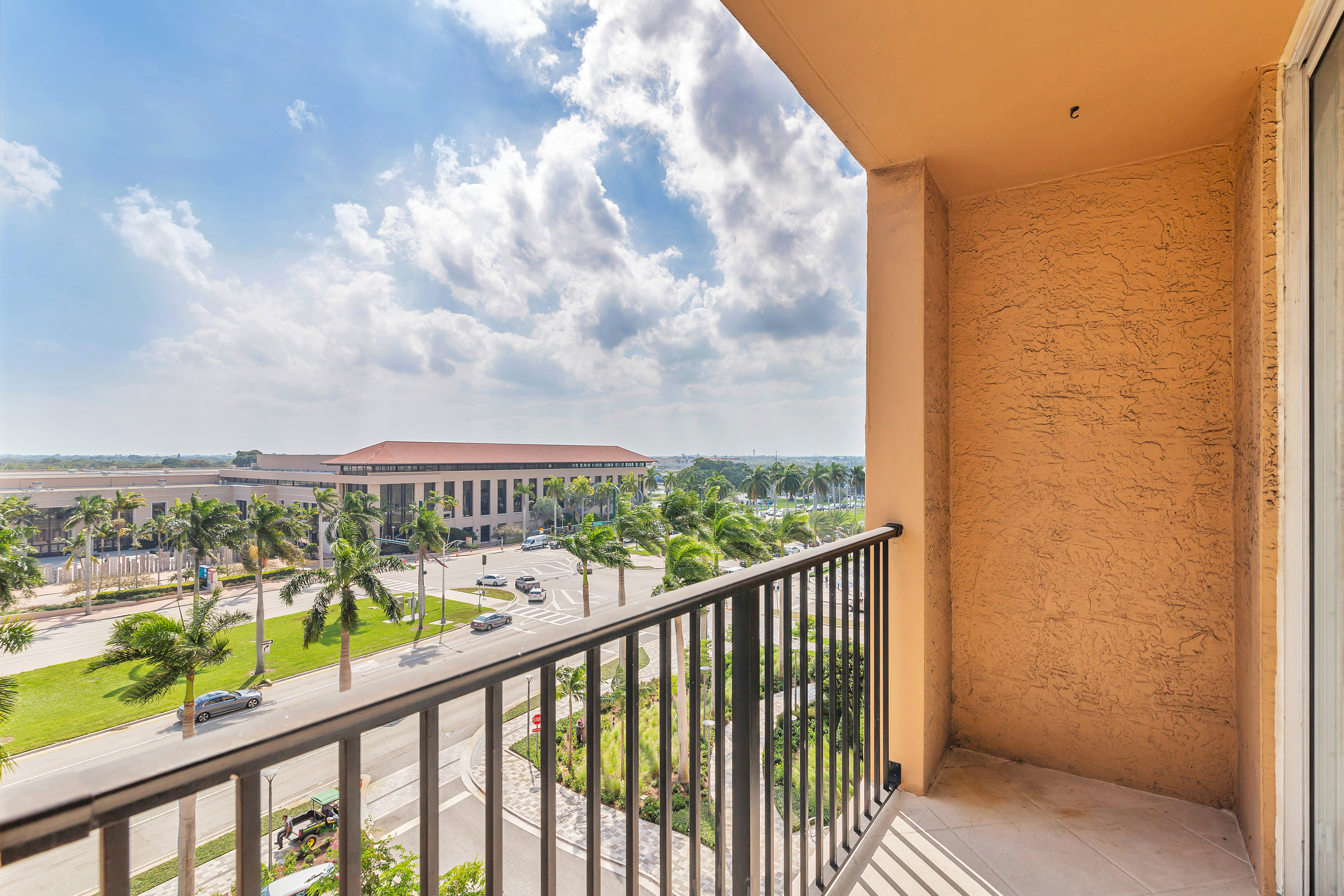 651 Okeechobee Boulevard 607