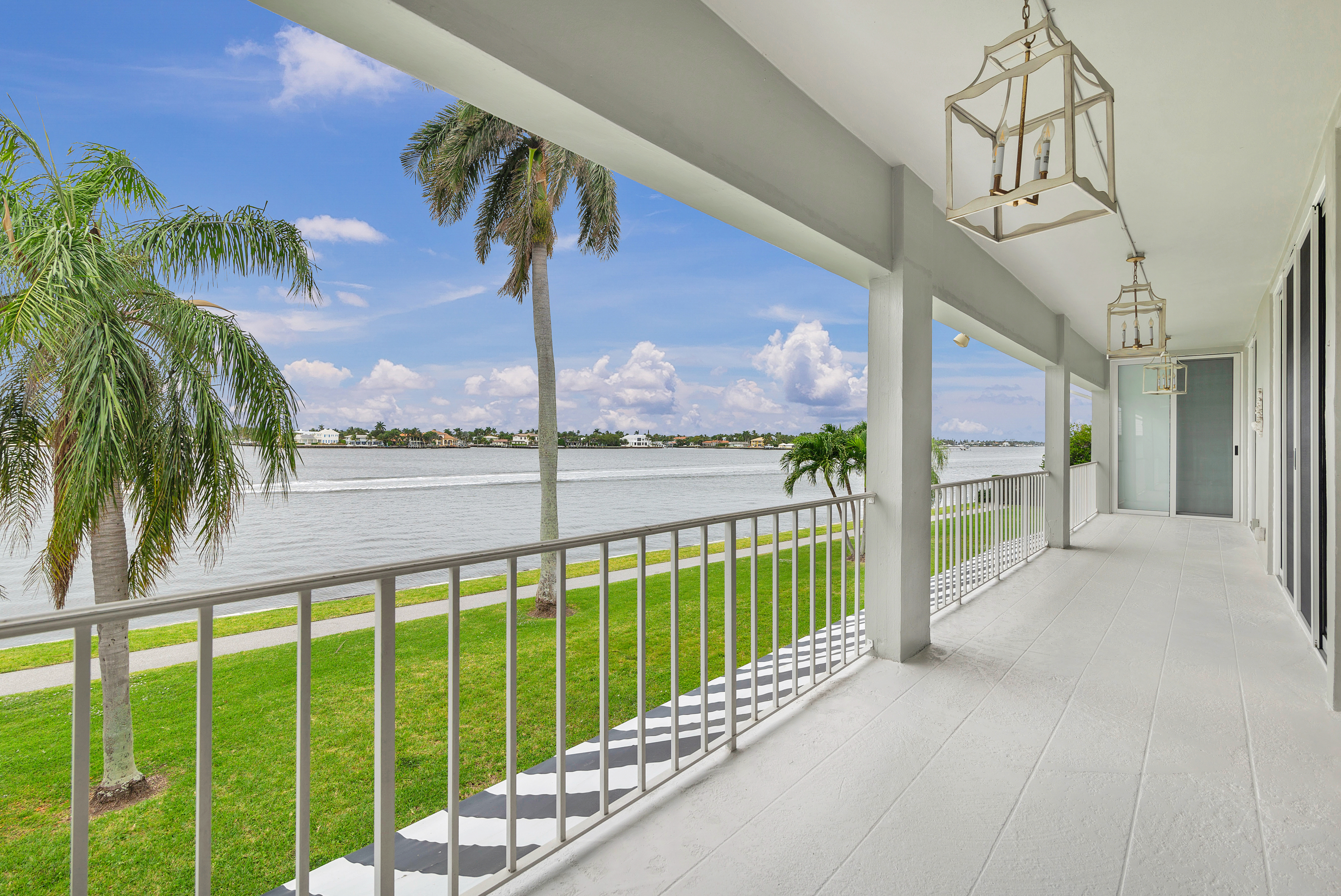2160 Ibis Isle Road 5