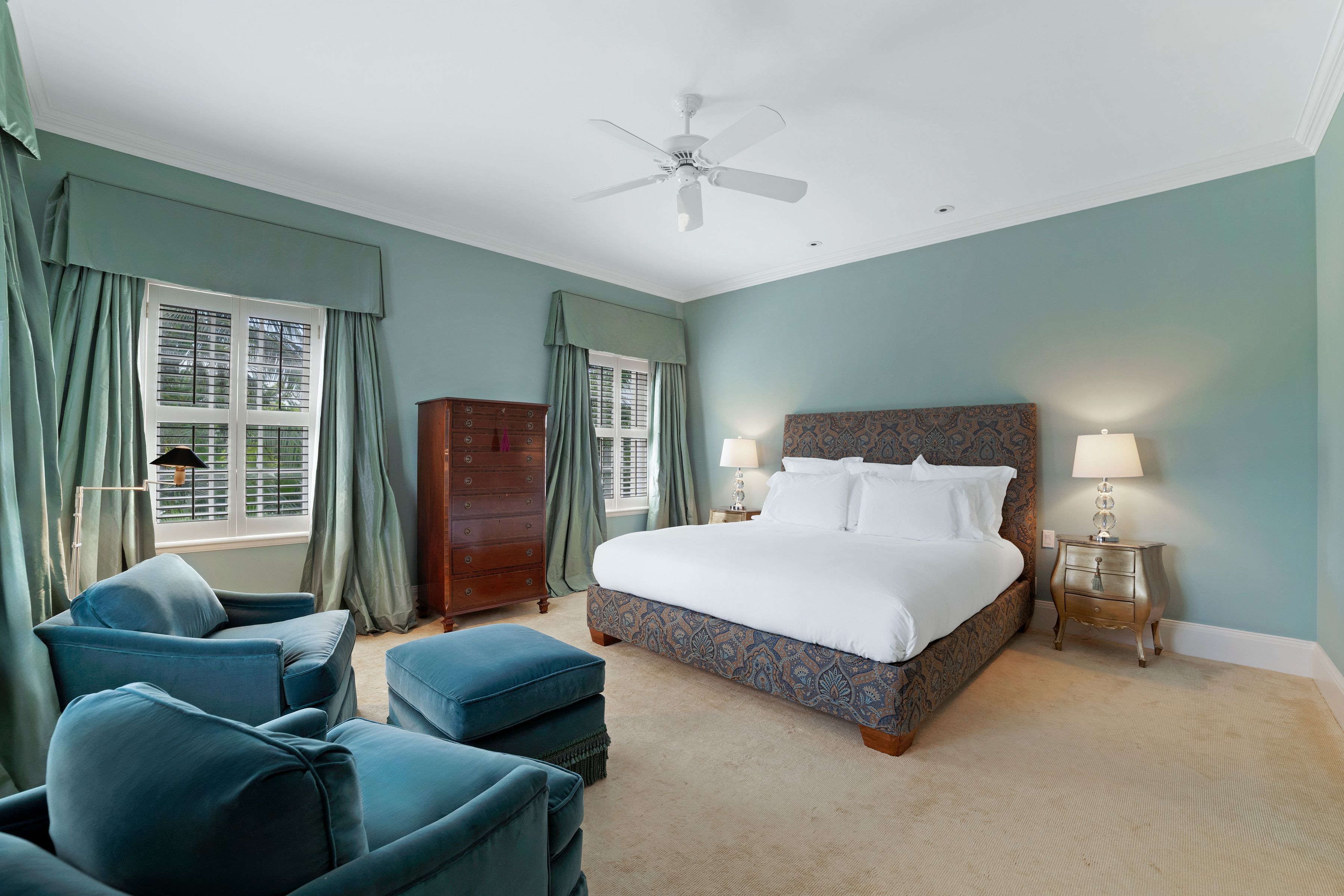 510 N Lake Way, Palm Beach, FL