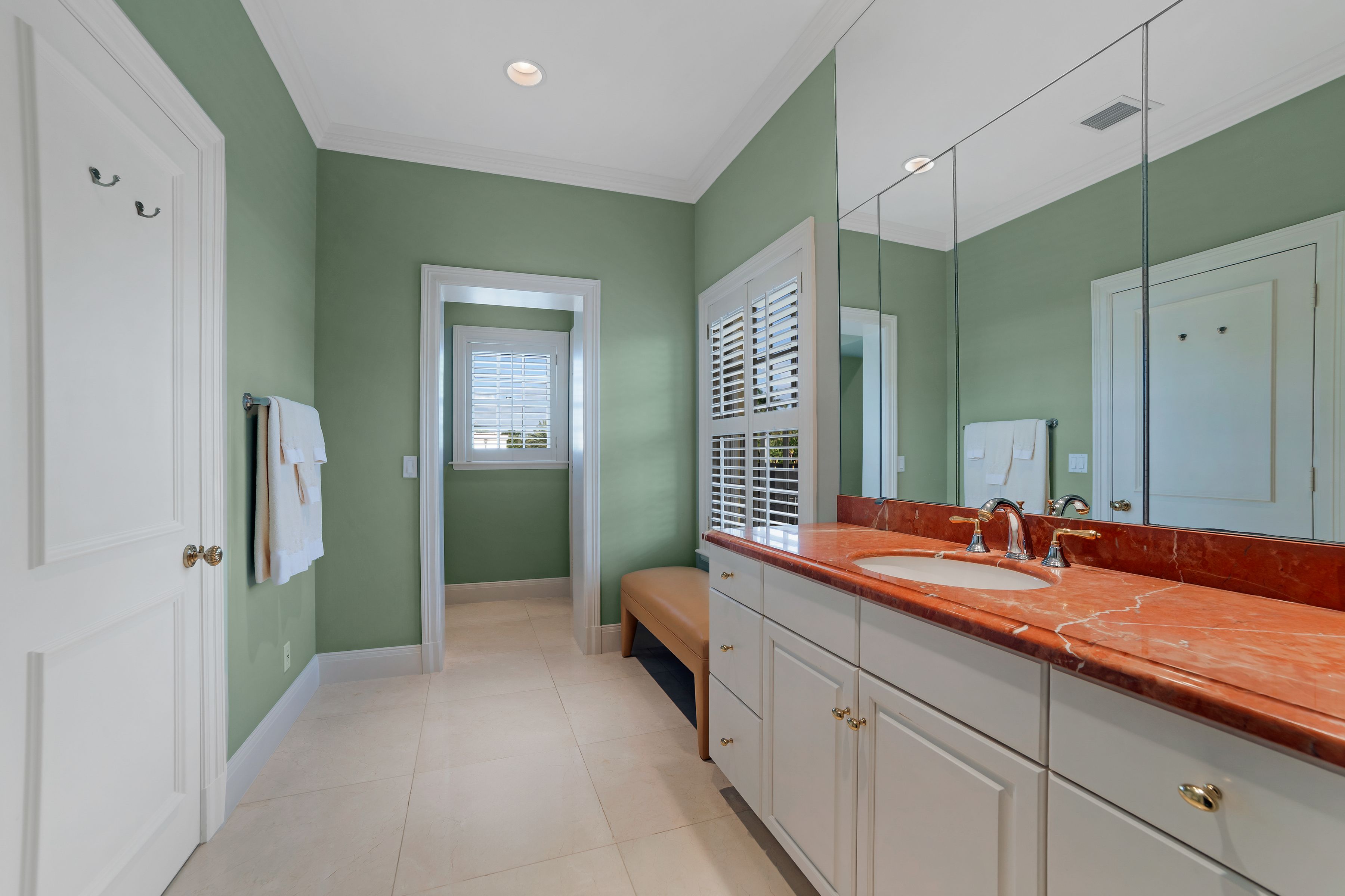510 N Lake Way, Palm Beach, FL